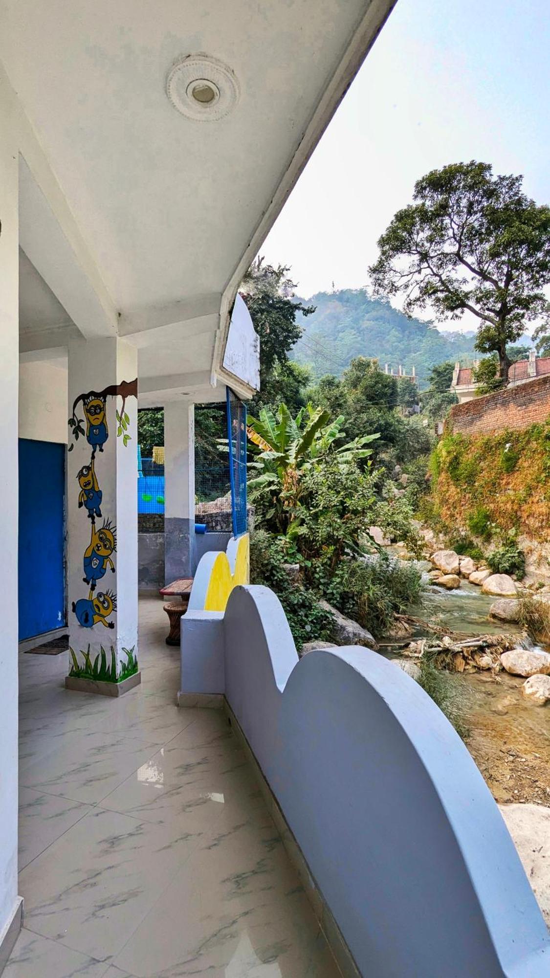 Hobbit House Hostel