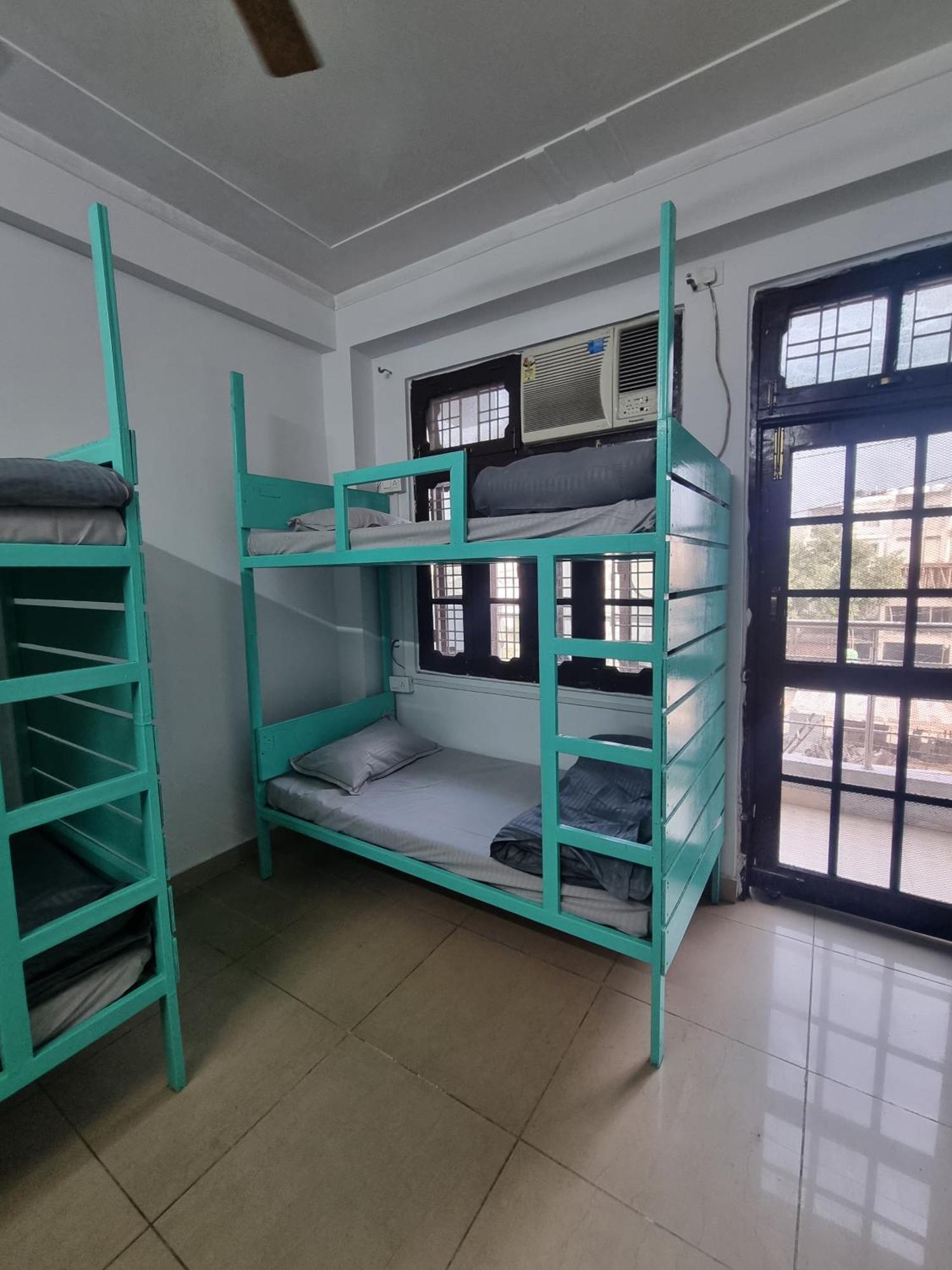 Hostel The Anand Tapovan