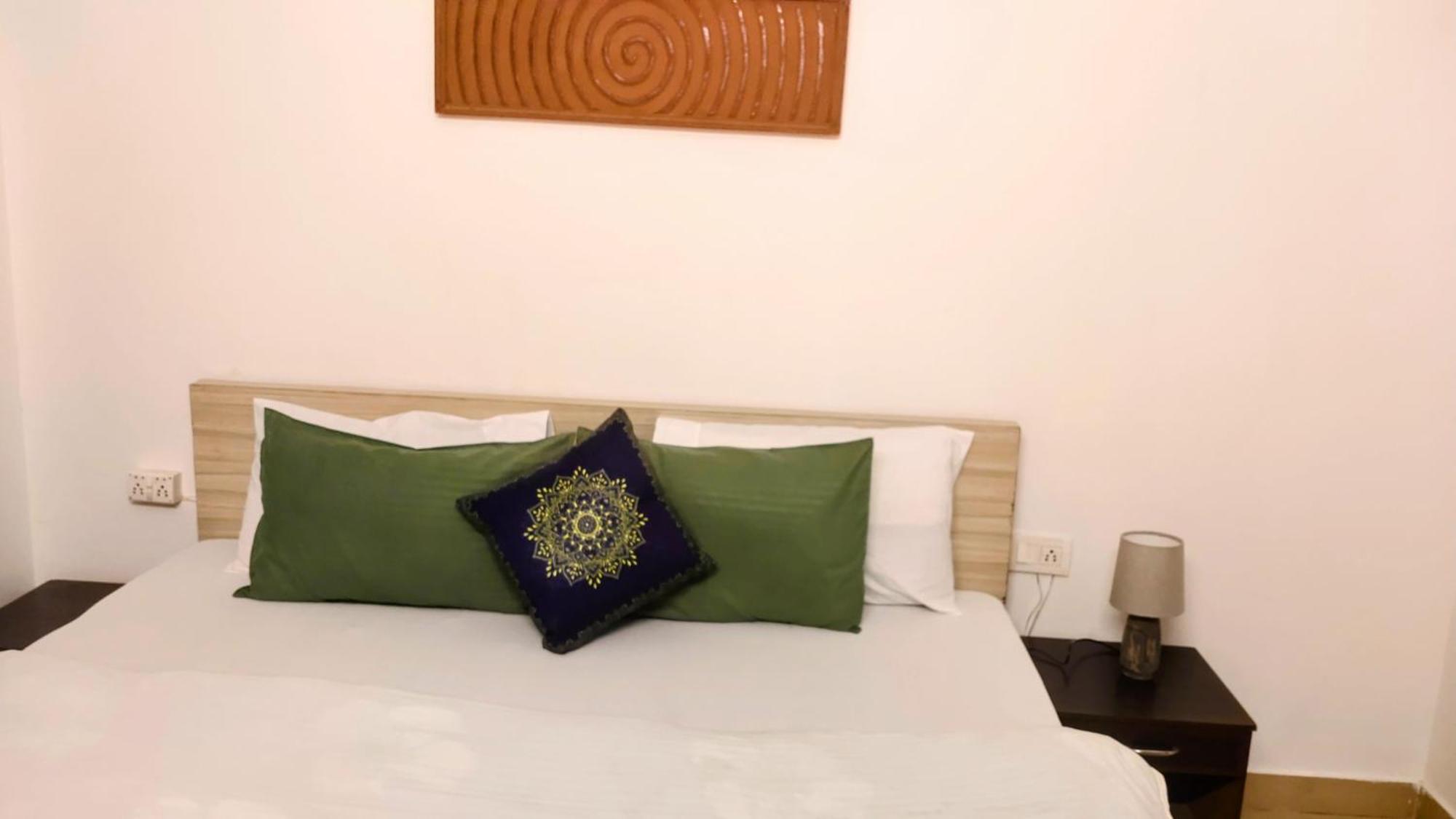 Holiday home Ensquare - Aesthetic 2 Bedroom, 1 Living With Kitchen Near Top Location Laxman Jhula *