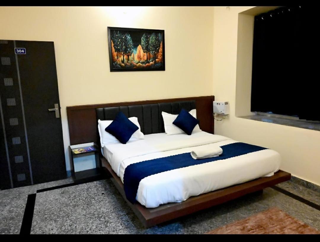 Hotel Play V3 3*