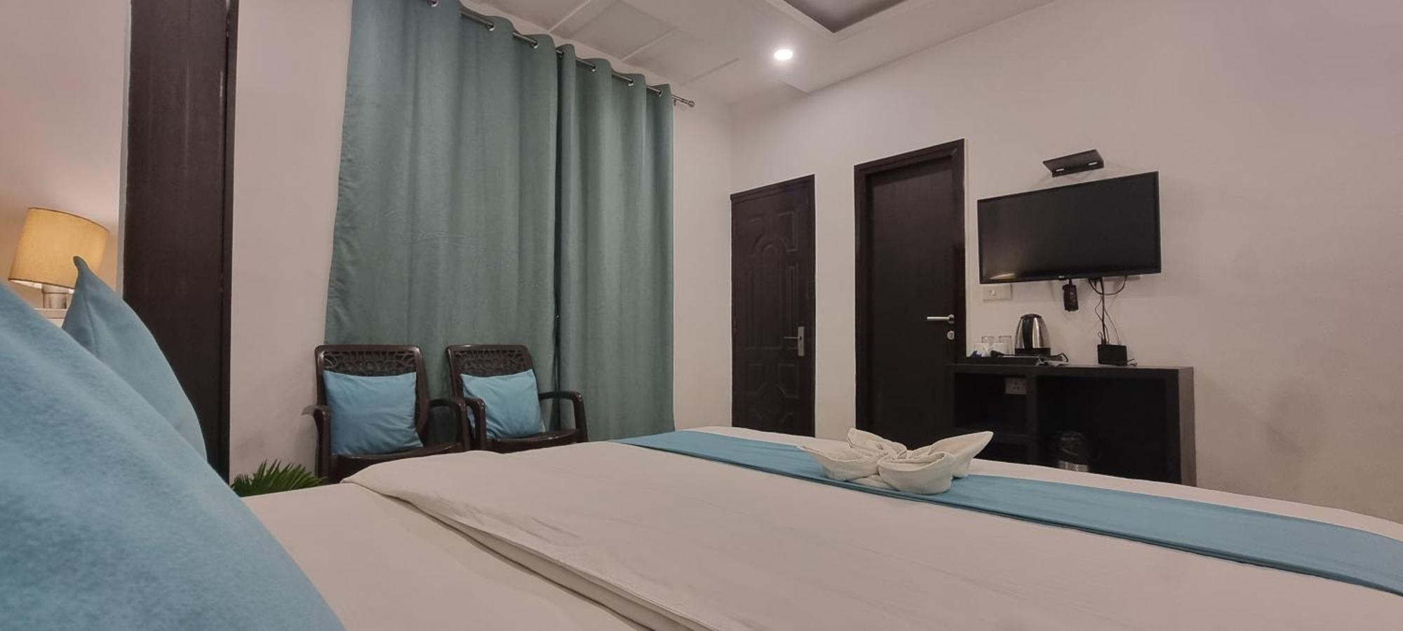 Hotel Rising Hills By Around