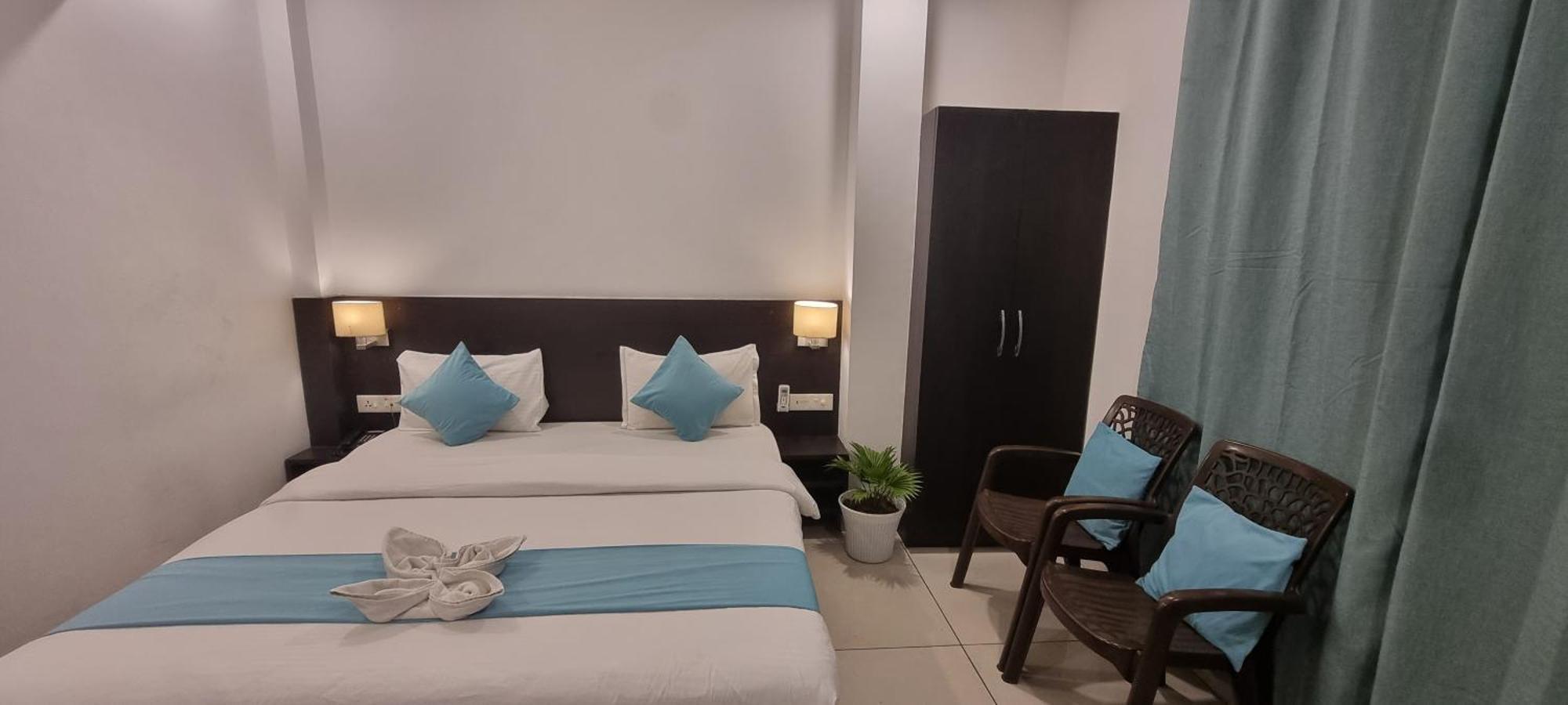 Rising Hills By Around Hotel 3*