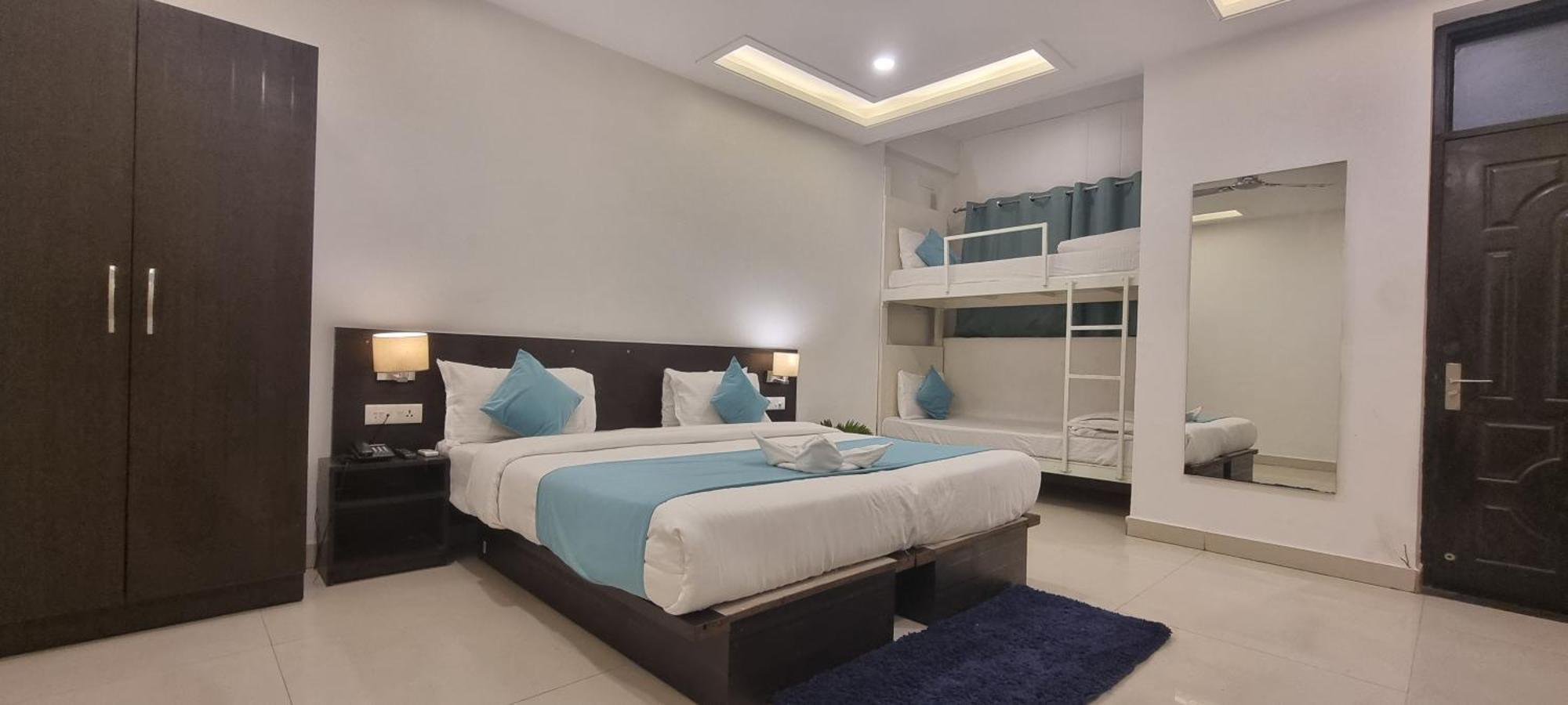 Rising Hills By Around Hotel 3*