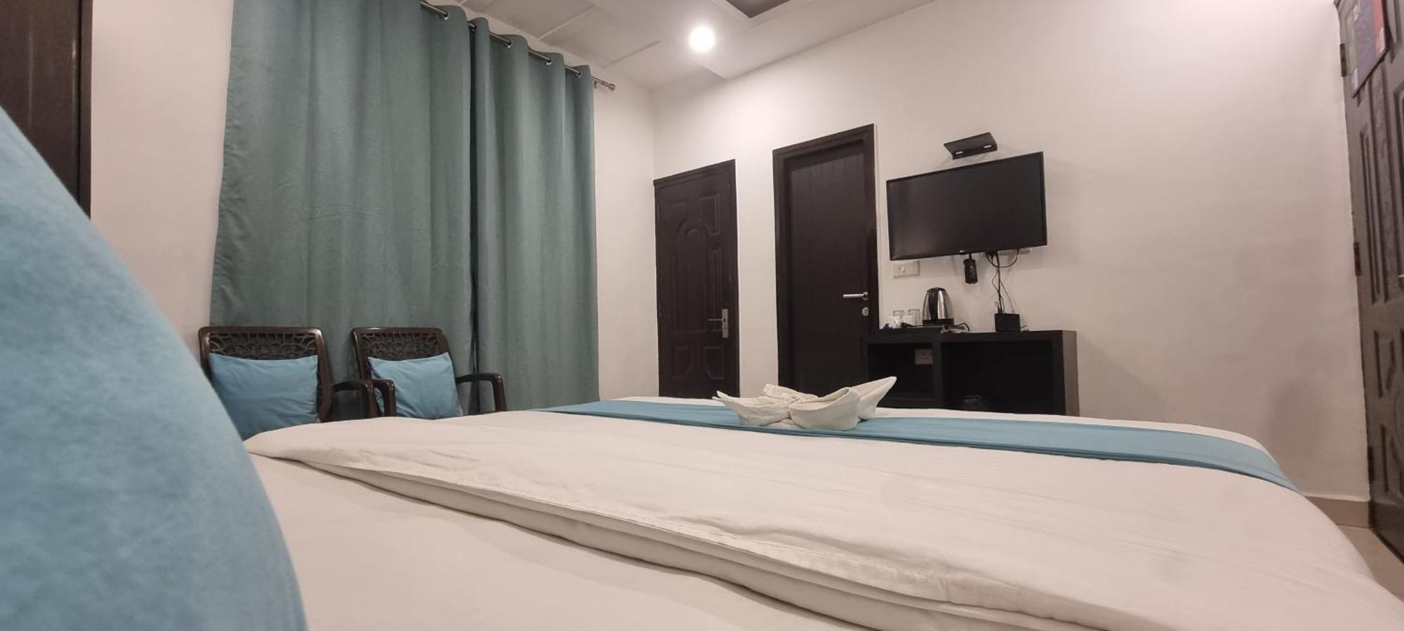 Rising Hills By Around Hotel 3*