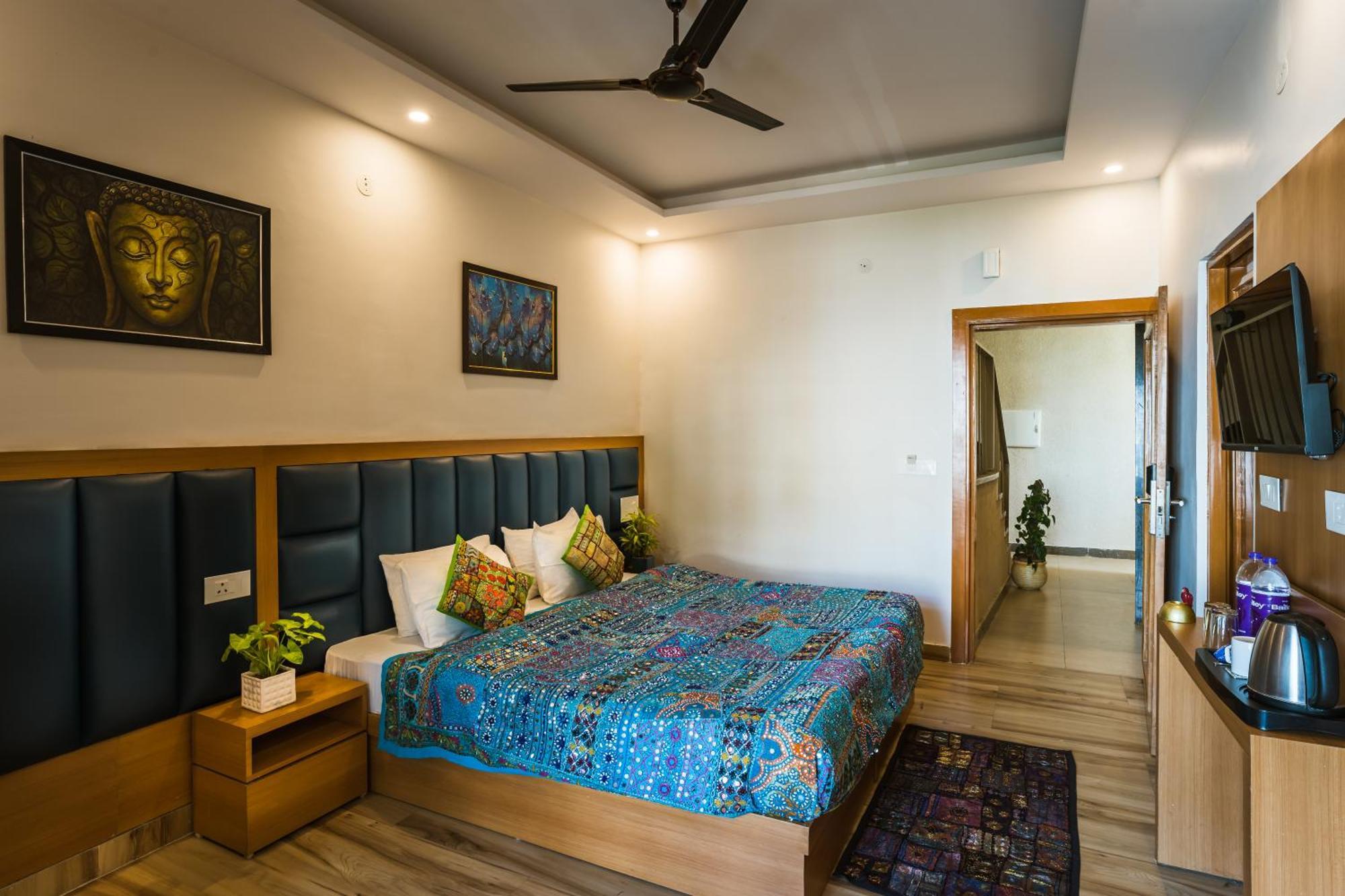 Tripli Ayushman Retreat Hotel