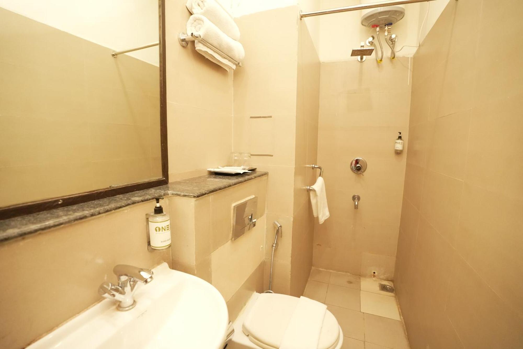One Earth Heart Hotel Rishikesh