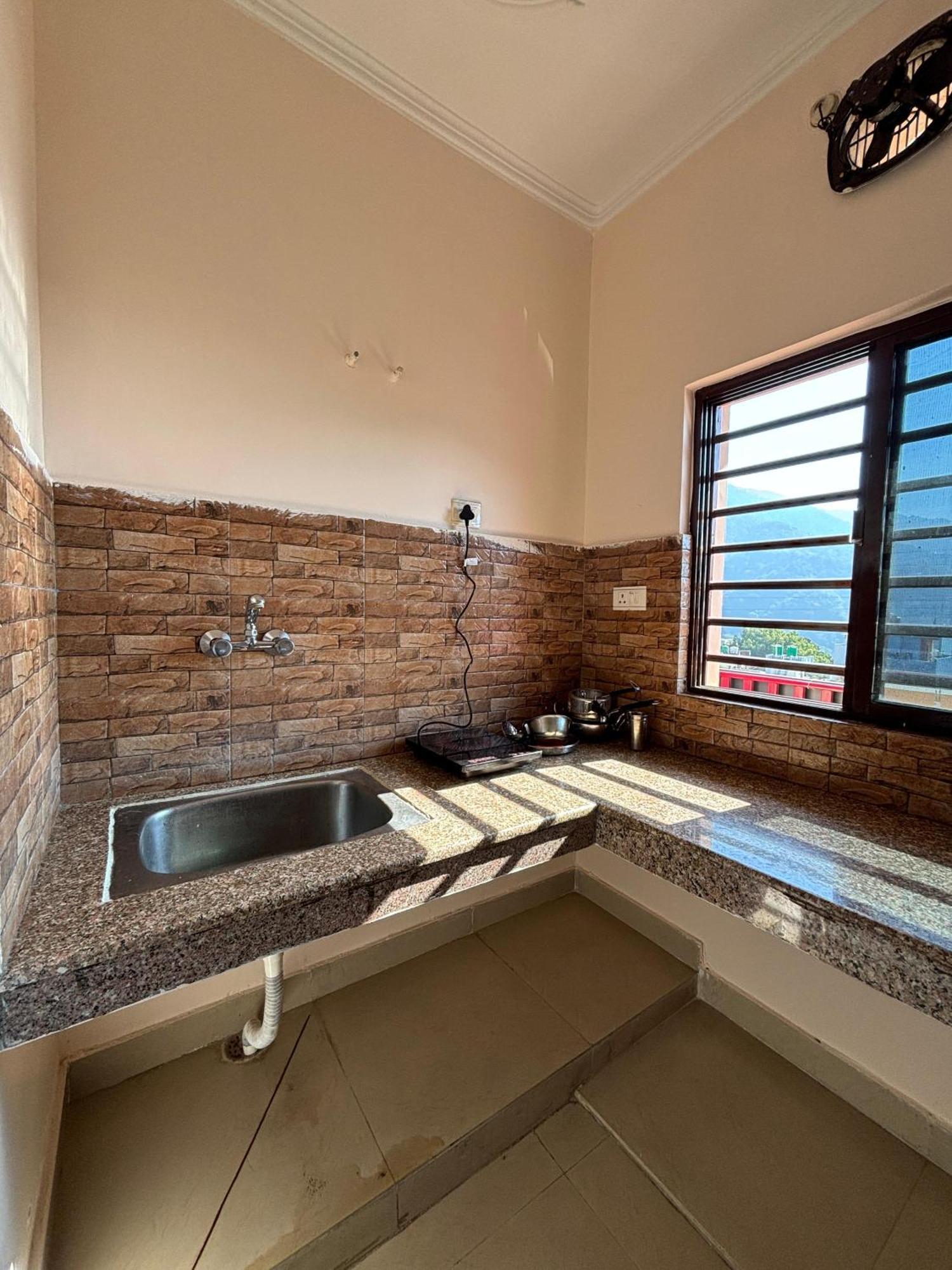 Prakruti Guest house Rishikesh