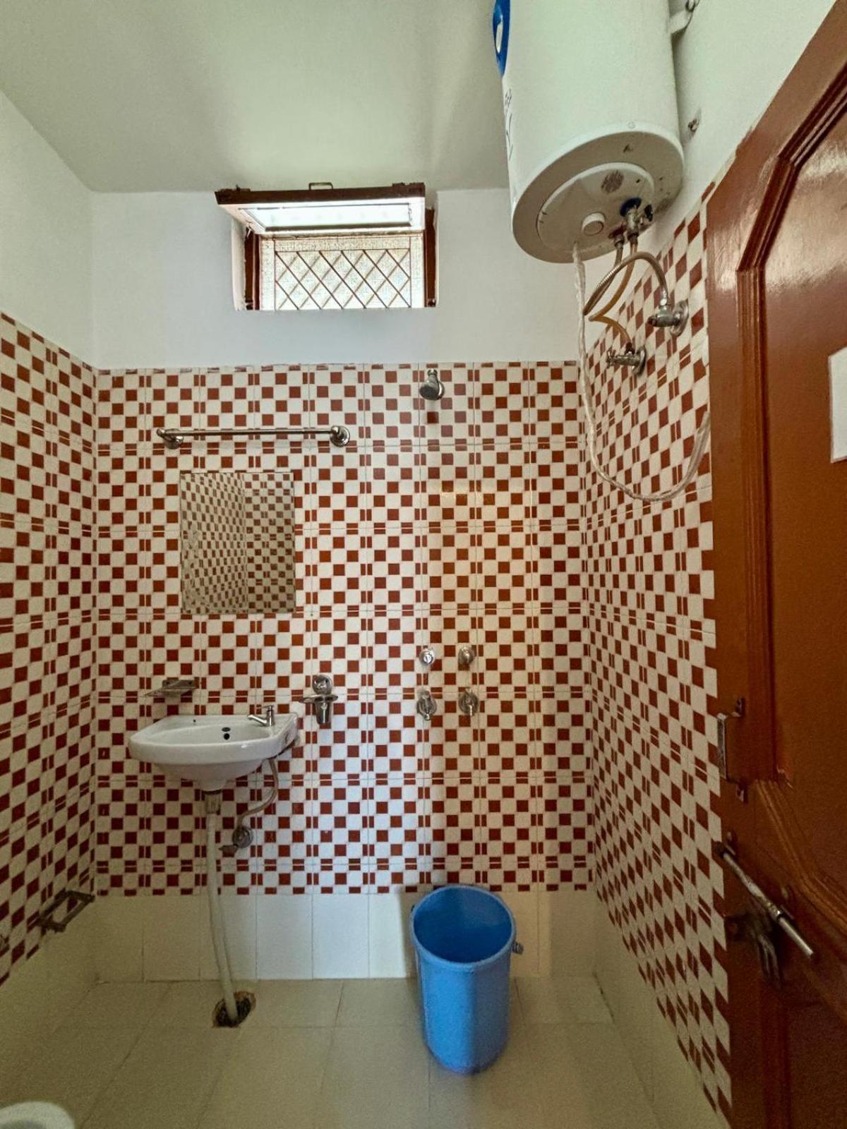 Guest house Prakruti