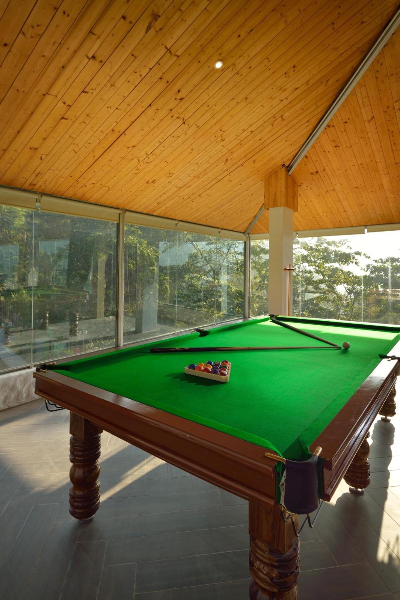 Hotel Shaantam & - 4*