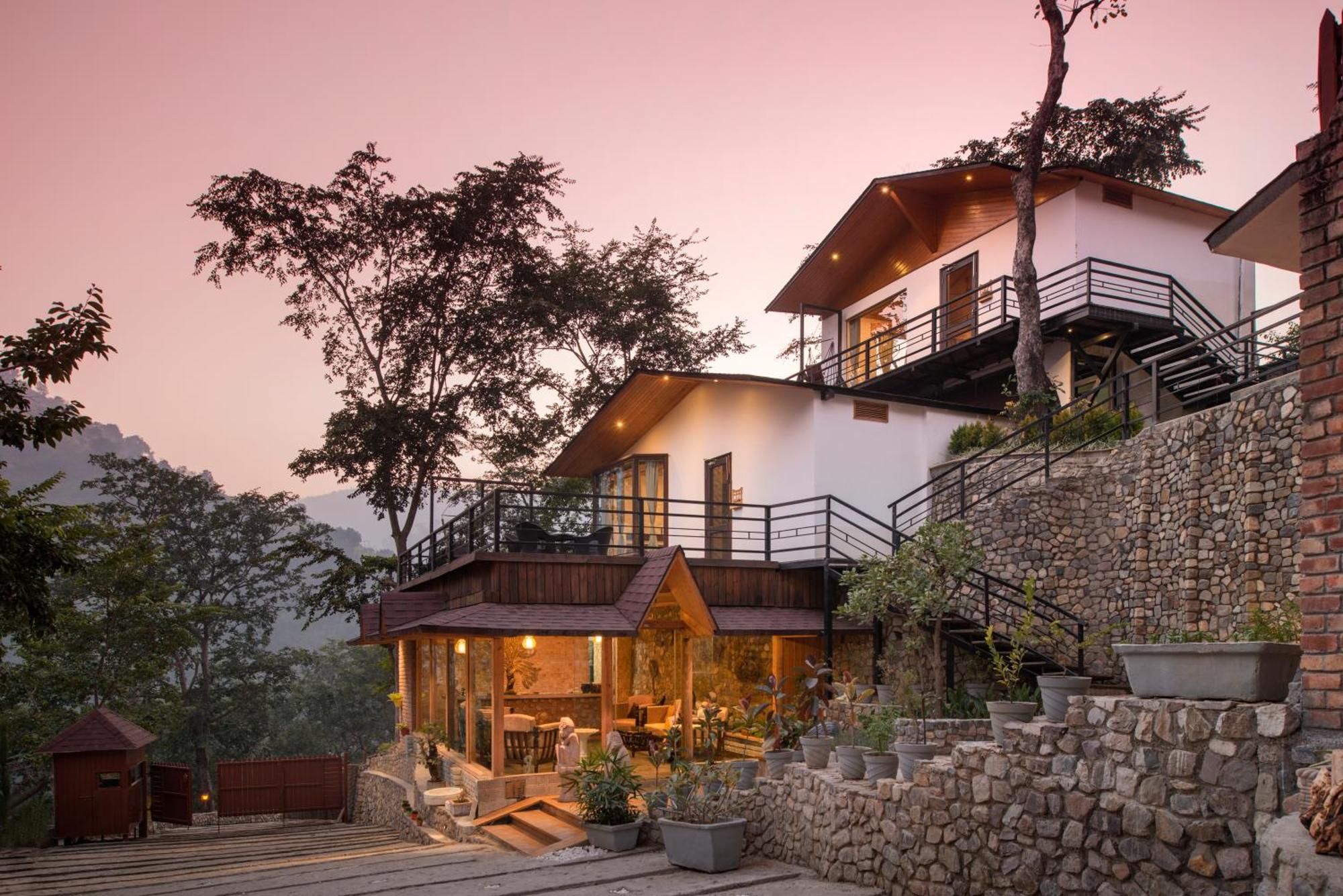 Shaantam & - Hotel 4*