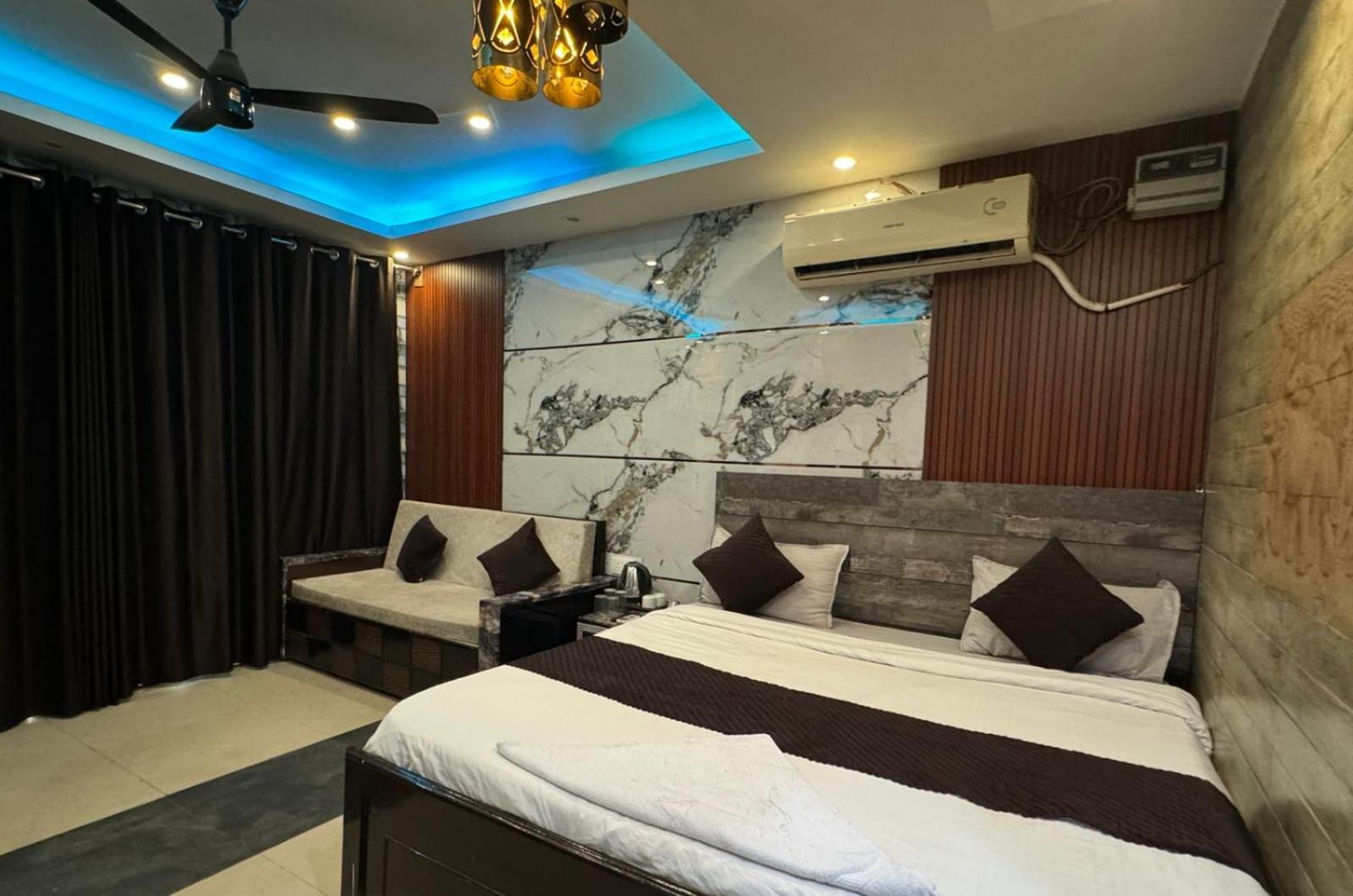 Dev Ganga Hotel