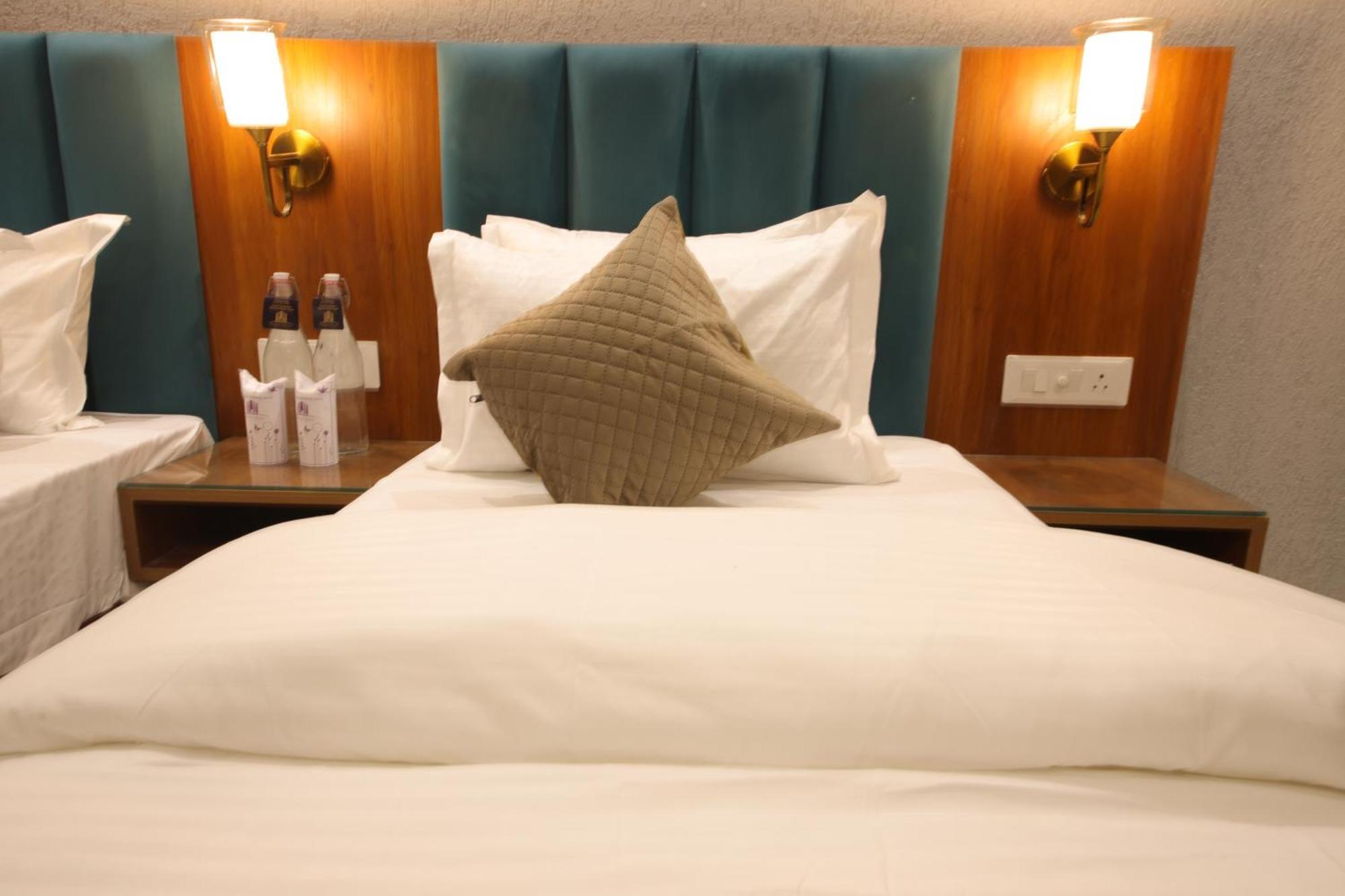 Perfectstayz Heritage Near Neem 4* Rishikesh