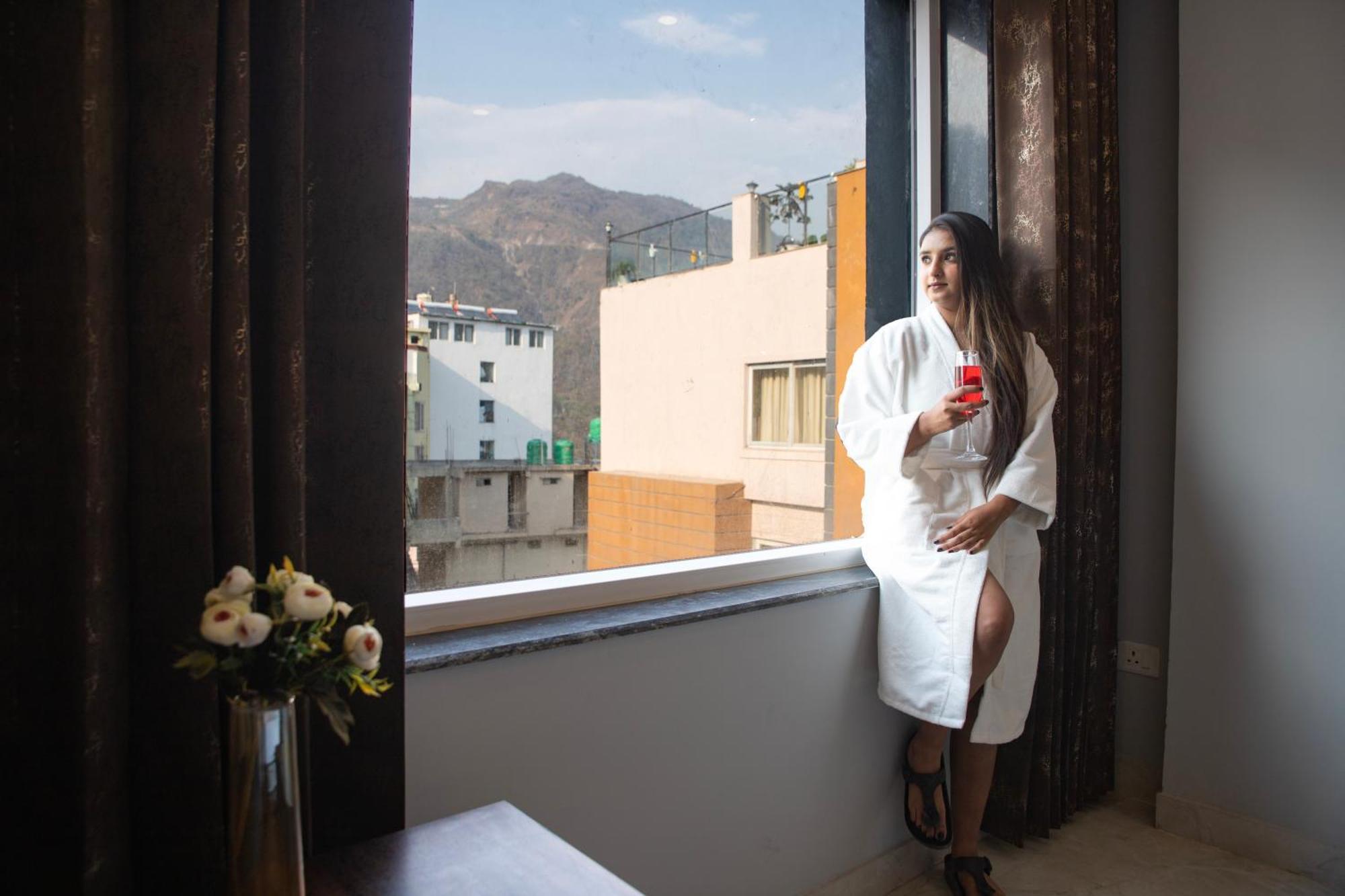 Perfectstayz Heritage Near Neem Hotel 4*
