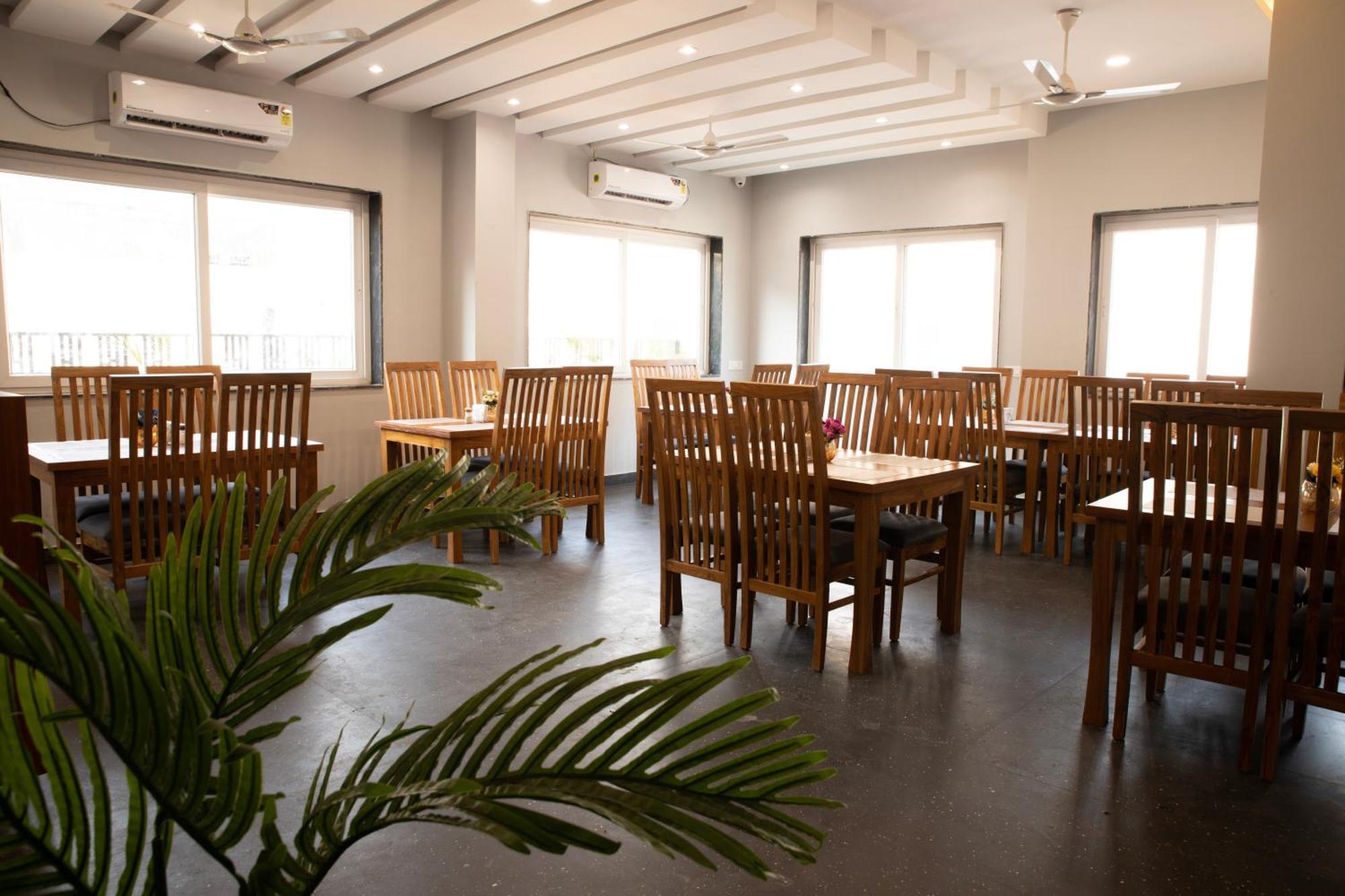 Perfectstayz Heritage Near Neem Hotel Rishikesh