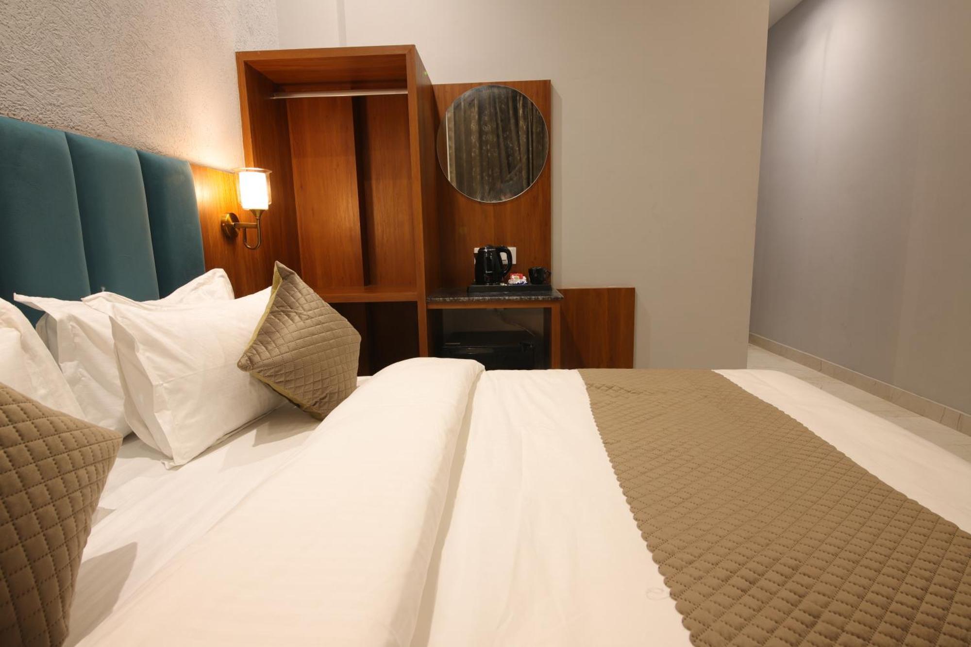 Hotel Perfectstayz Heritage Near Neem