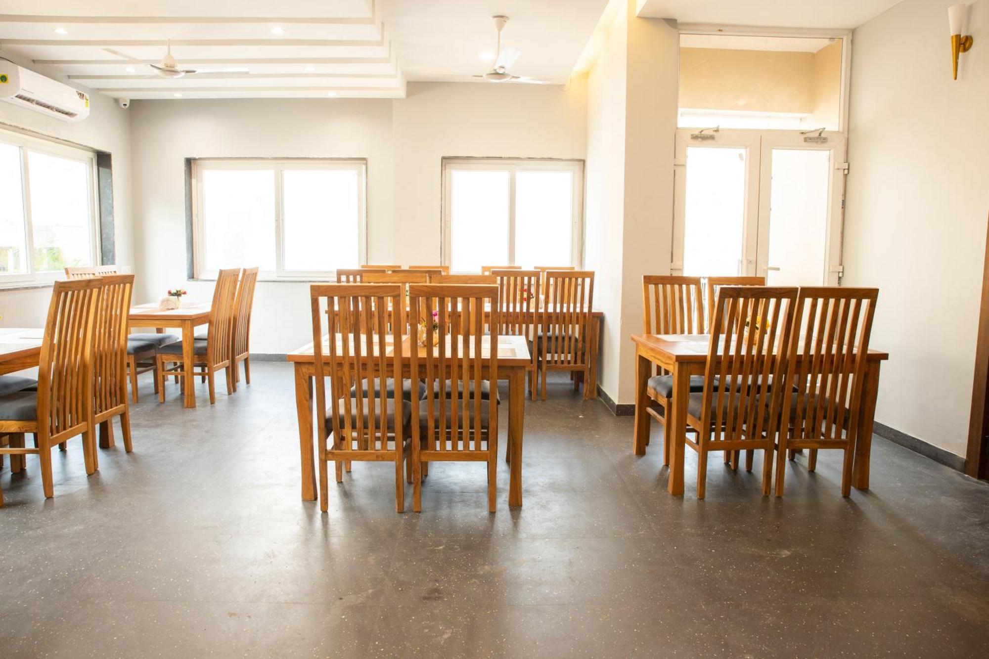Perfectstayz Laxmi Heritage Rishikesh