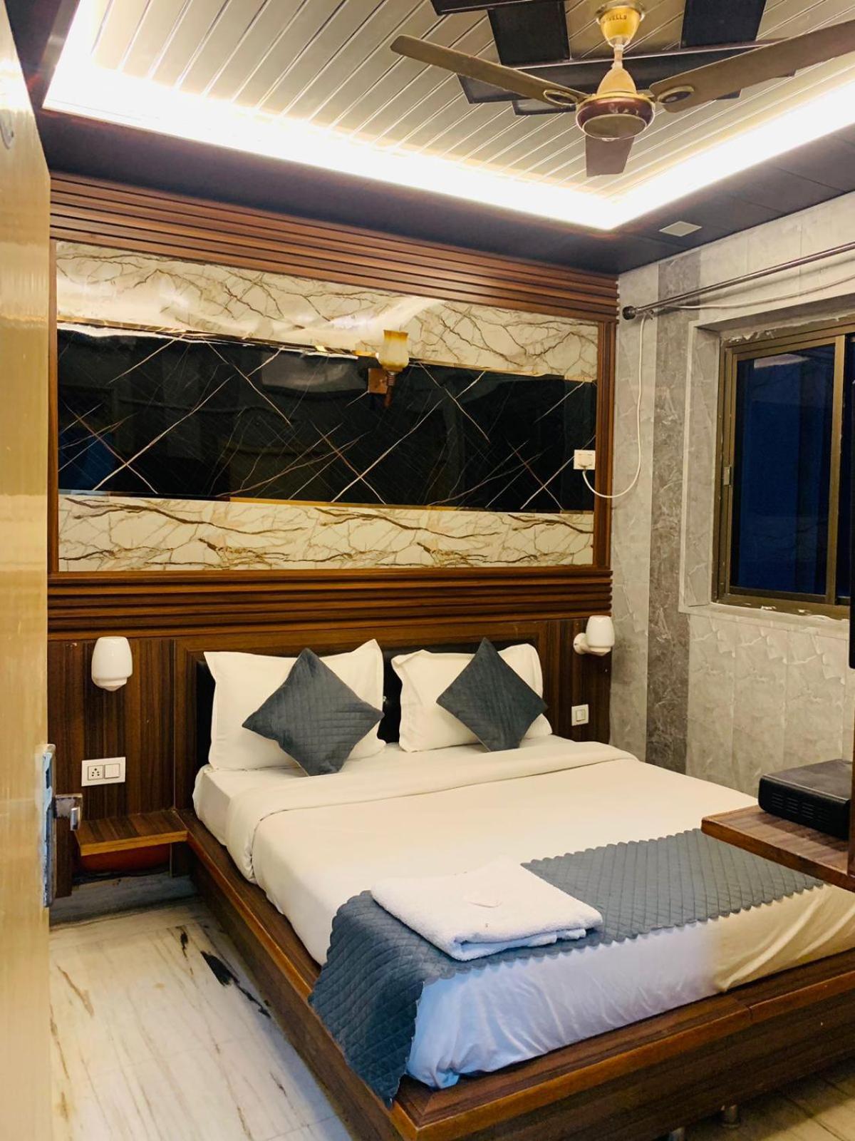 The For U - A Luxury Hotel