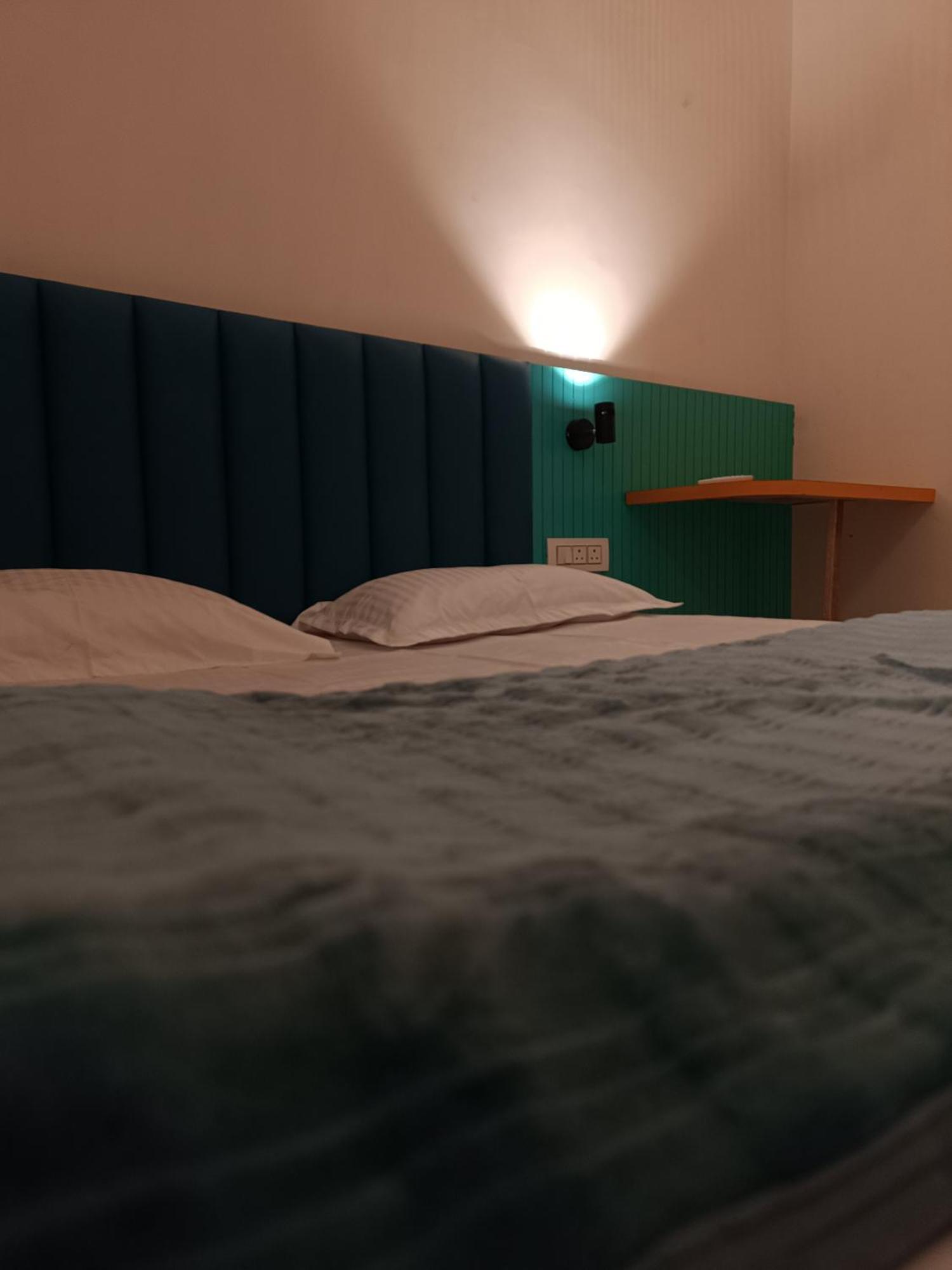 Cozy Bunks Hostel