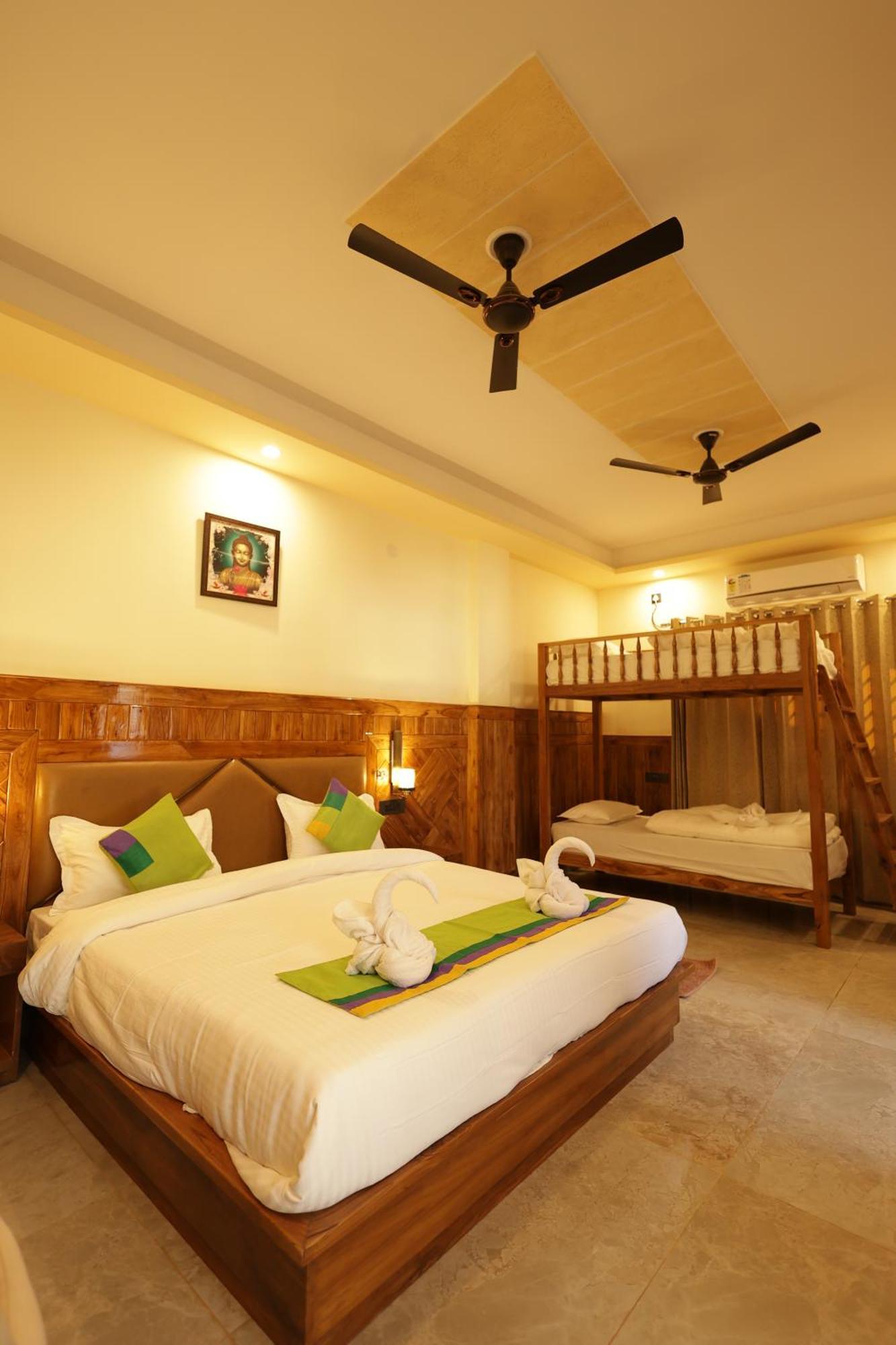 The Lily Hotel
