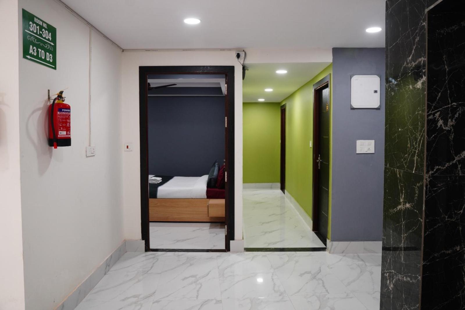 Aastha Height Hotel 3*