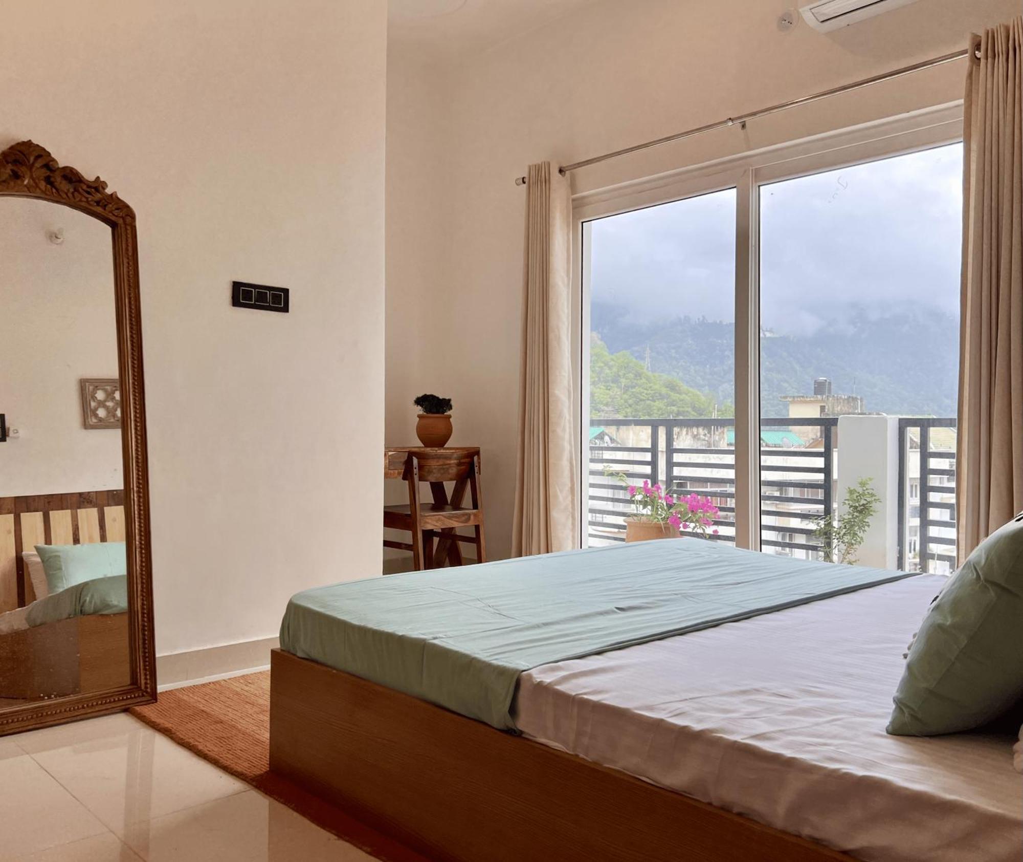 Prithvi - Aesthetic With Ac, Good Light, Free Airport Pickup For Min 7 Days Upper Tapovan Homestay *