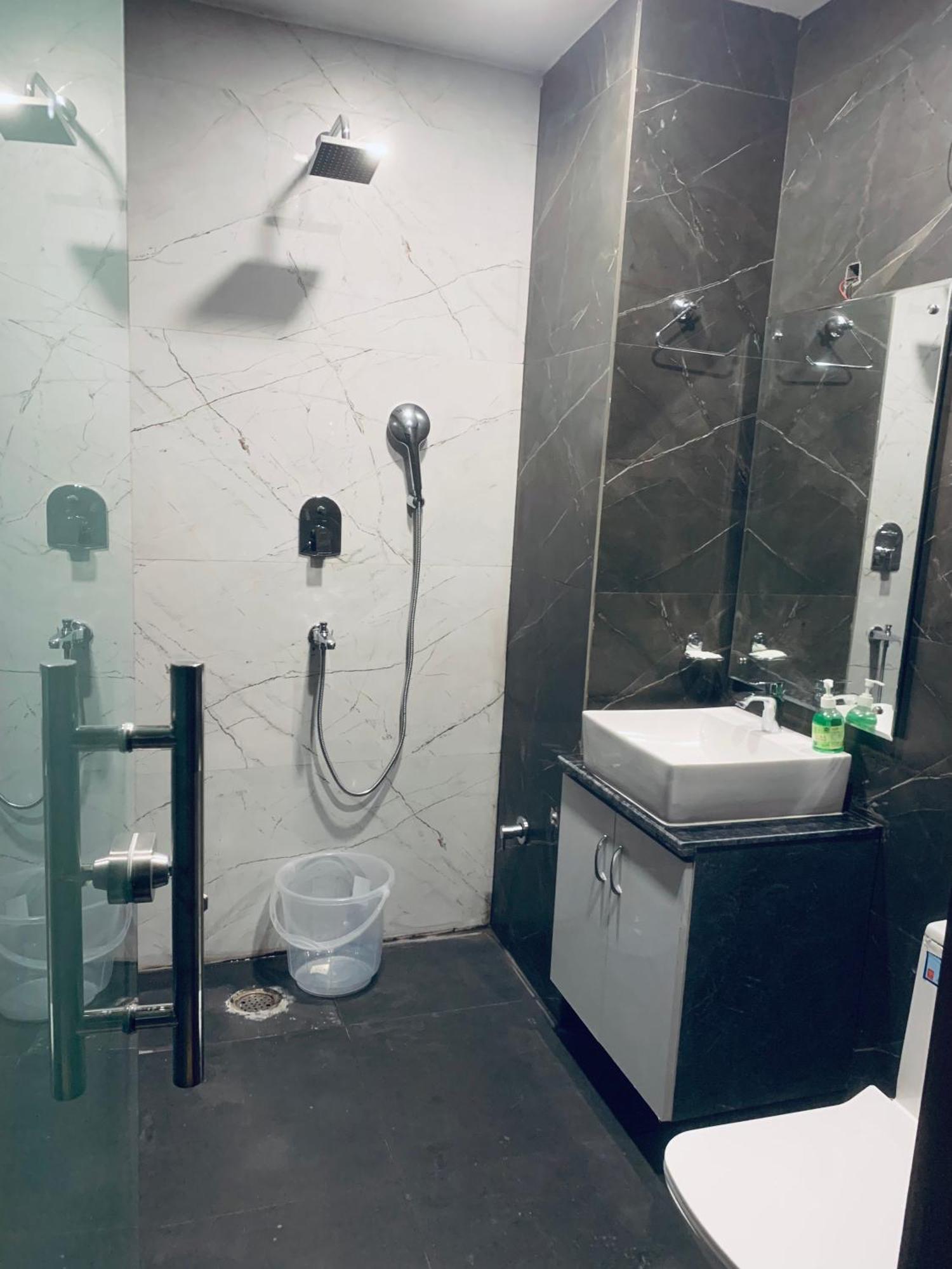 Hotel Vimal Ganga *