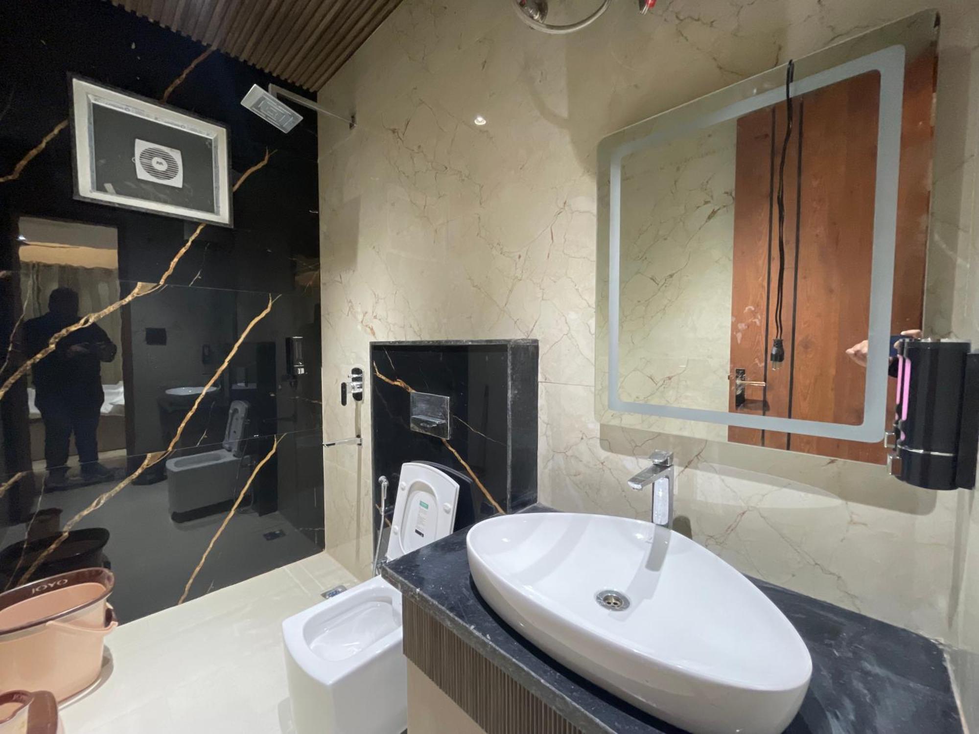 Aparthotel Marine Ganga Rishikesh