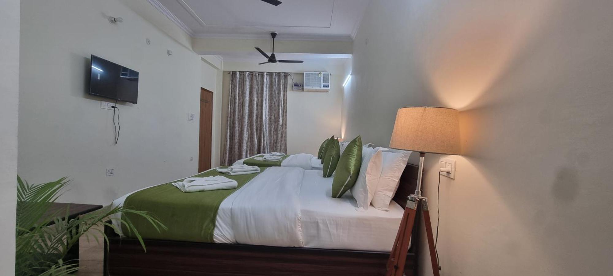 Hotel Foothill By Around Rishikesh