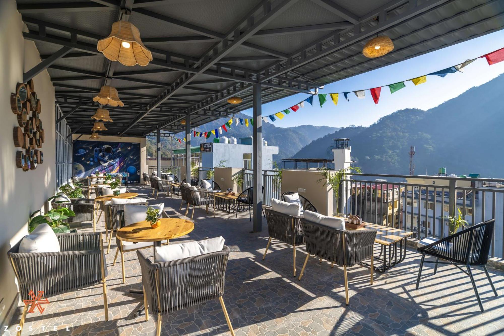 Zostel Rishikesh, Tapovan *