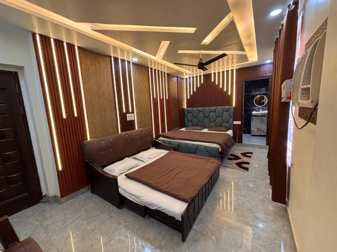 Hotel The Shivraat