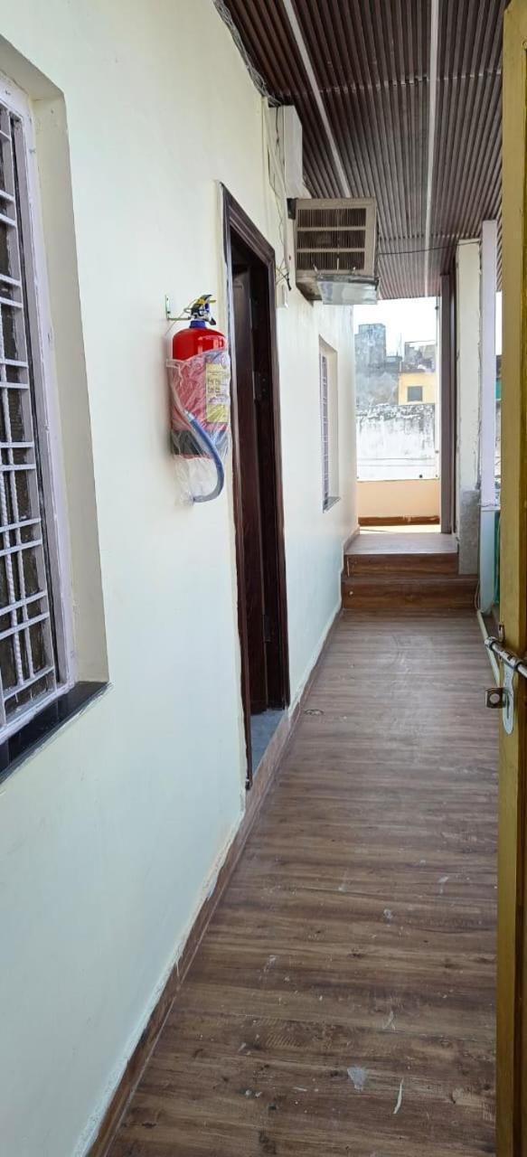Hotel The Shivraat 3*