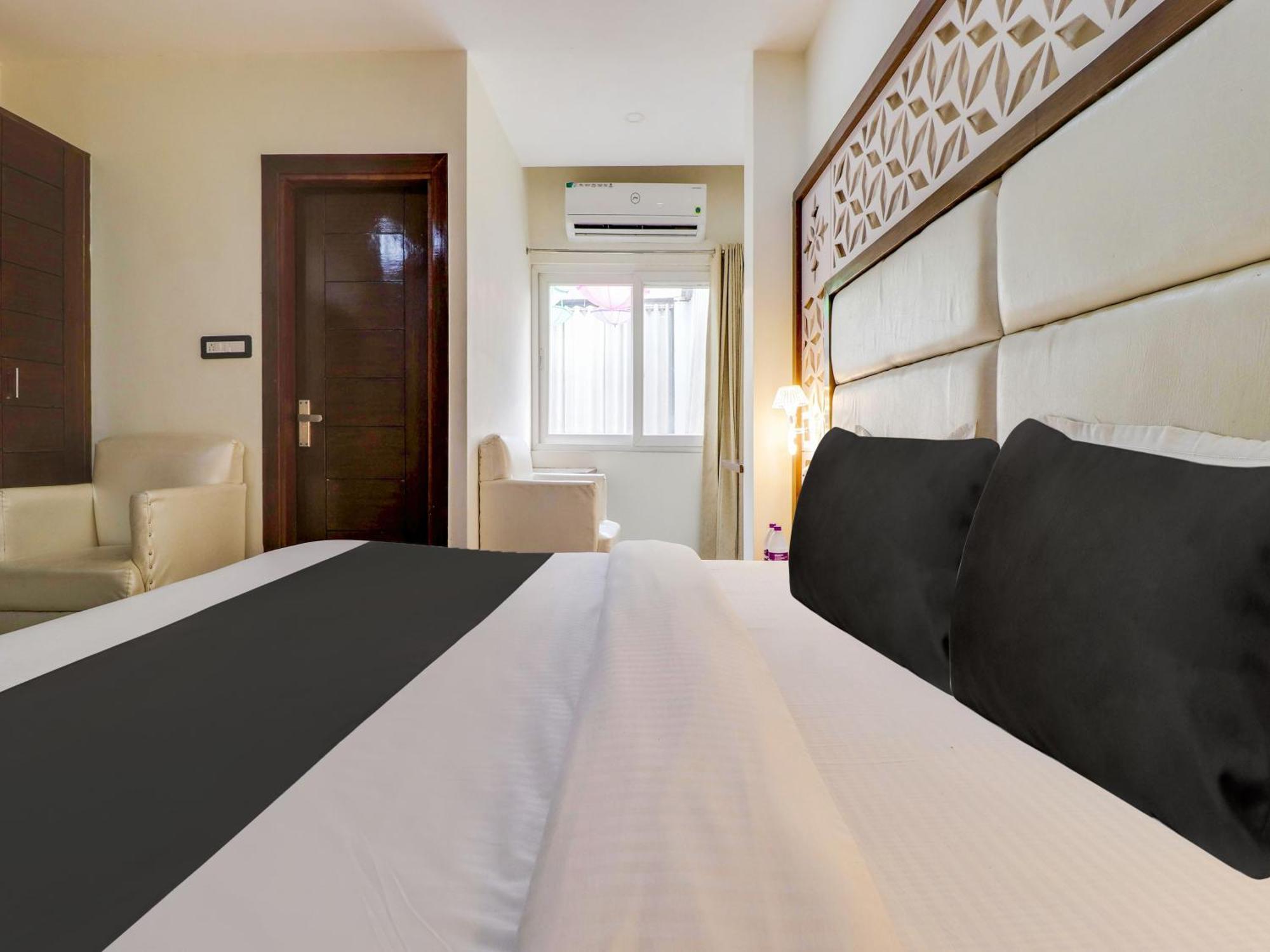 Townhouse Club & Rooftop-cafe 4* Rishikesh