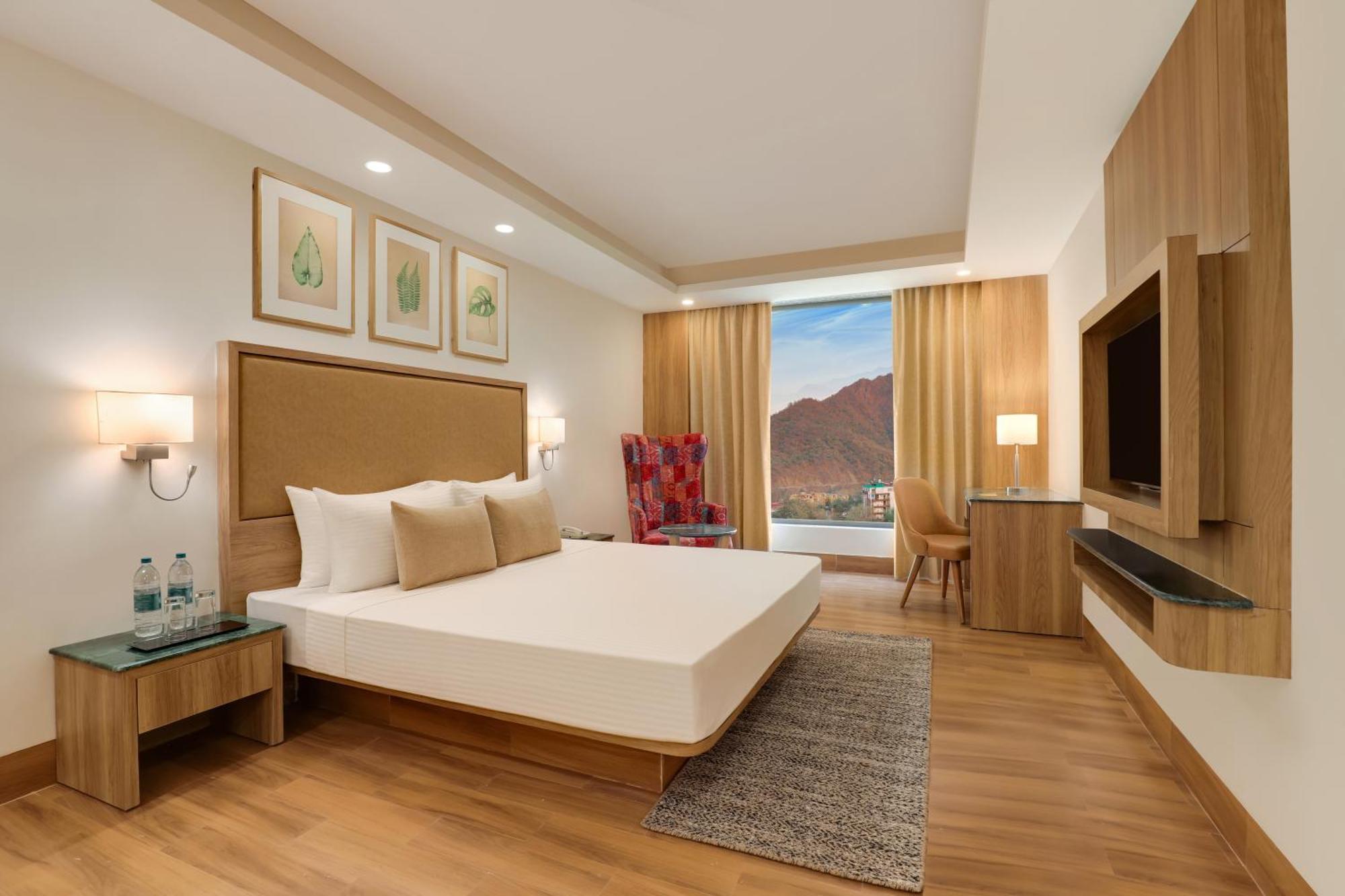 Lemon Tree Hotel, 4* Rishikesh