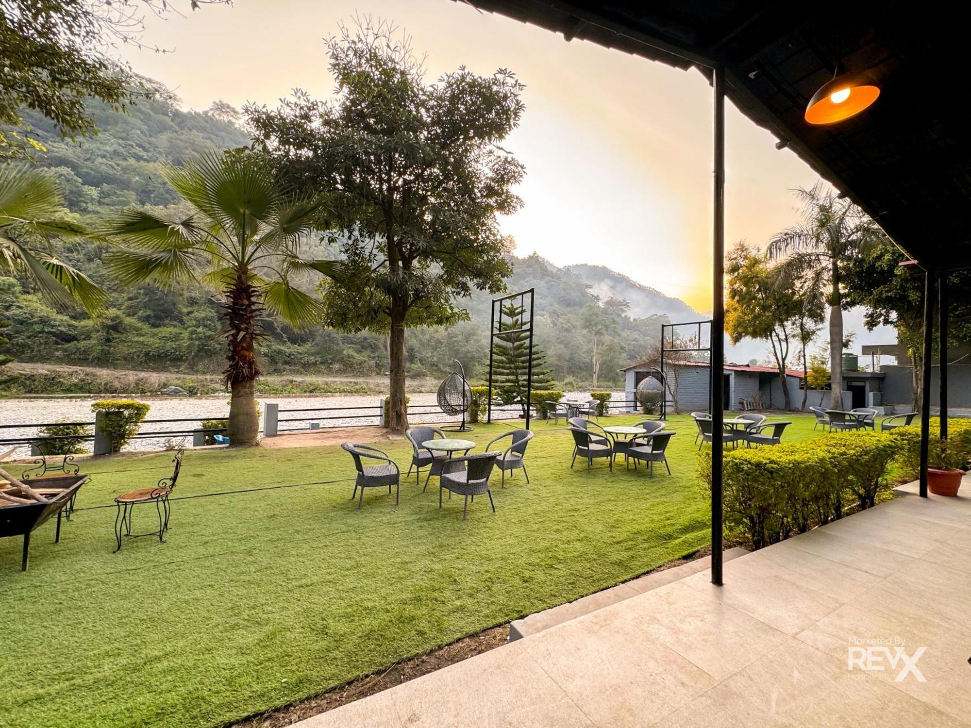 Resort Euphoric River 3*