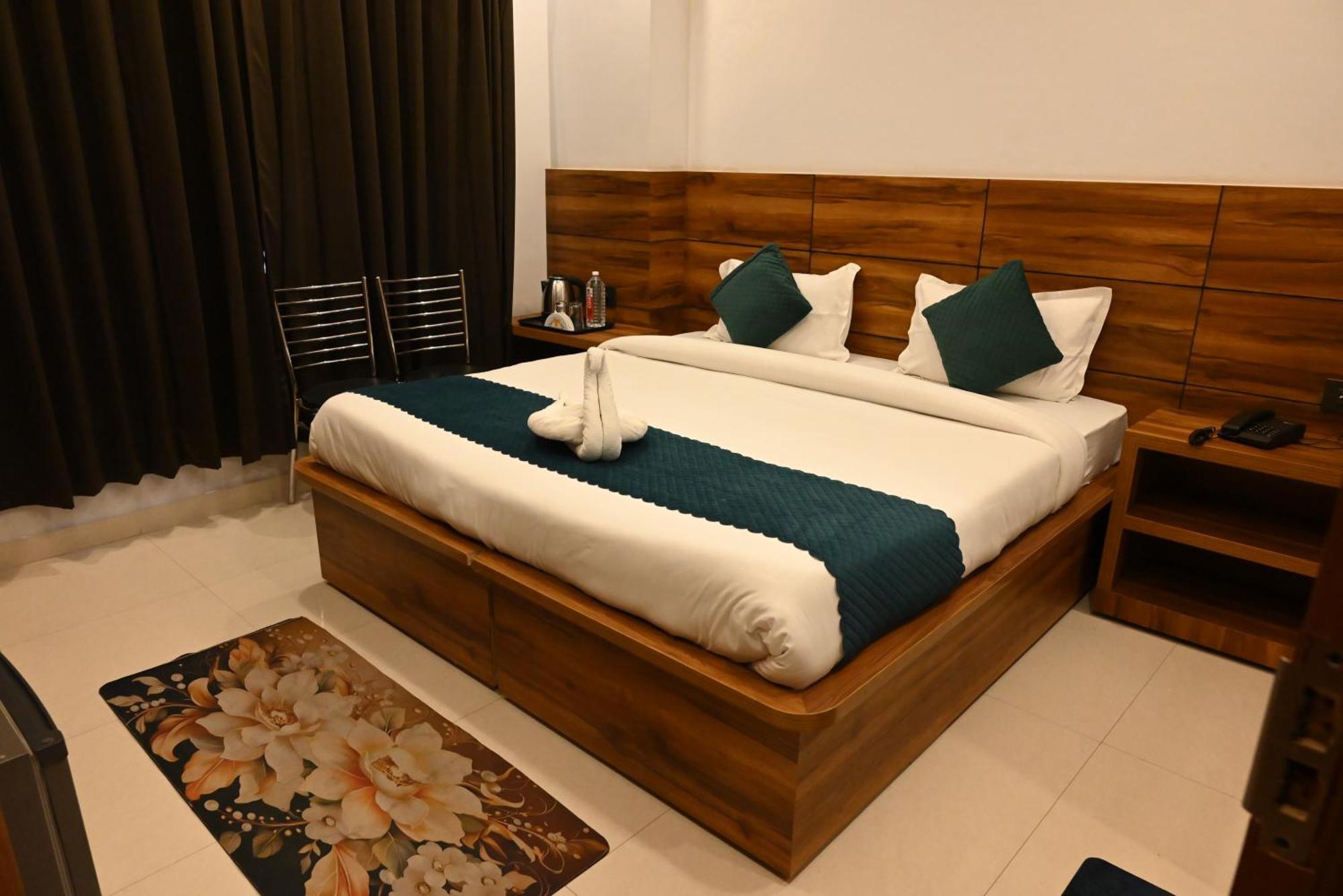 Hotel Vaidik Ganga 3*