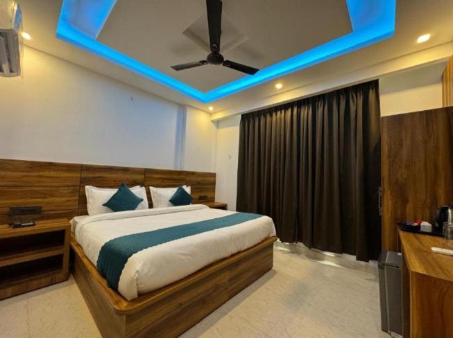 Vaidik Ganga Hotel Rishikesh