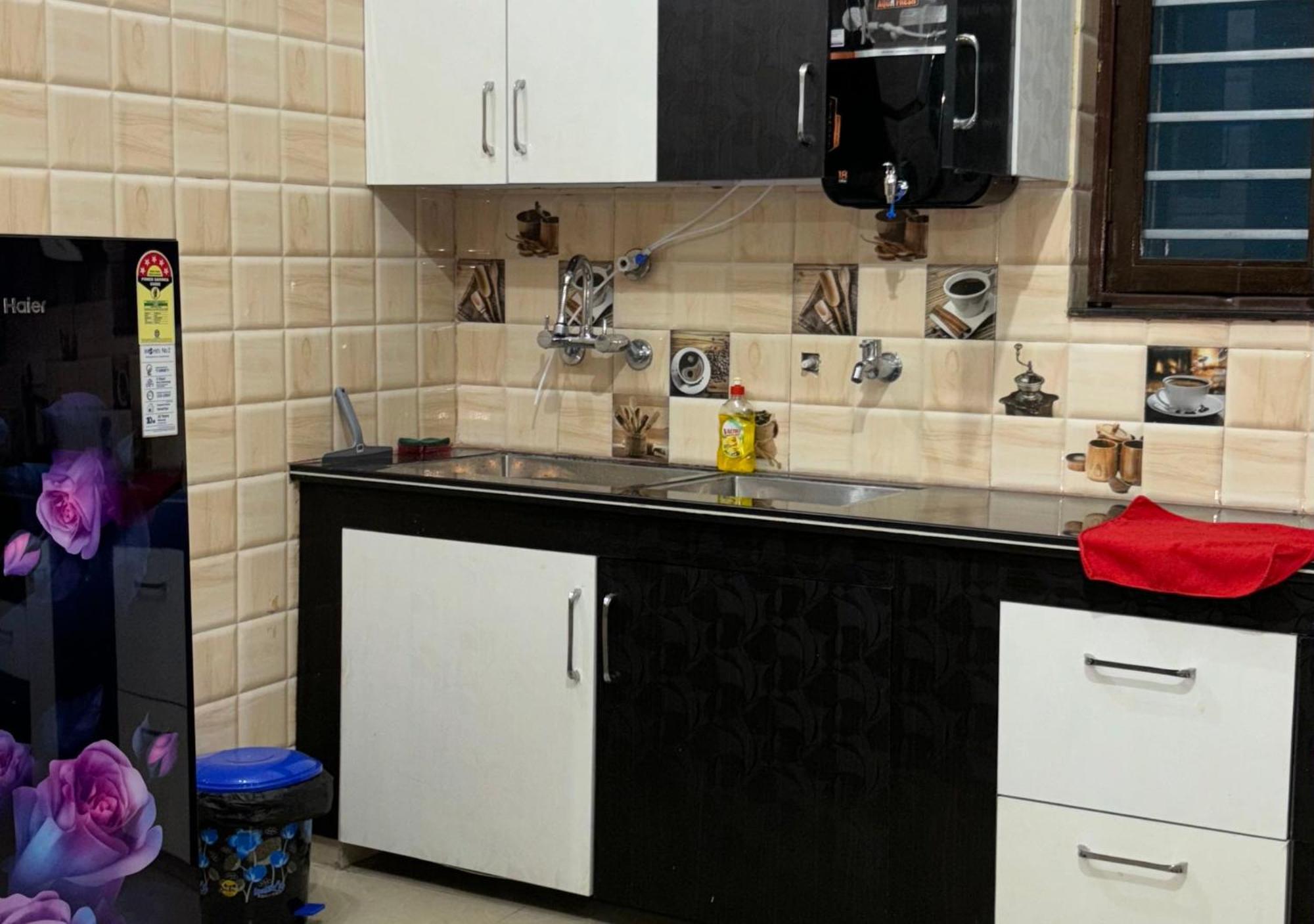 Holiday home 2bhk Entire In Whispering Bird