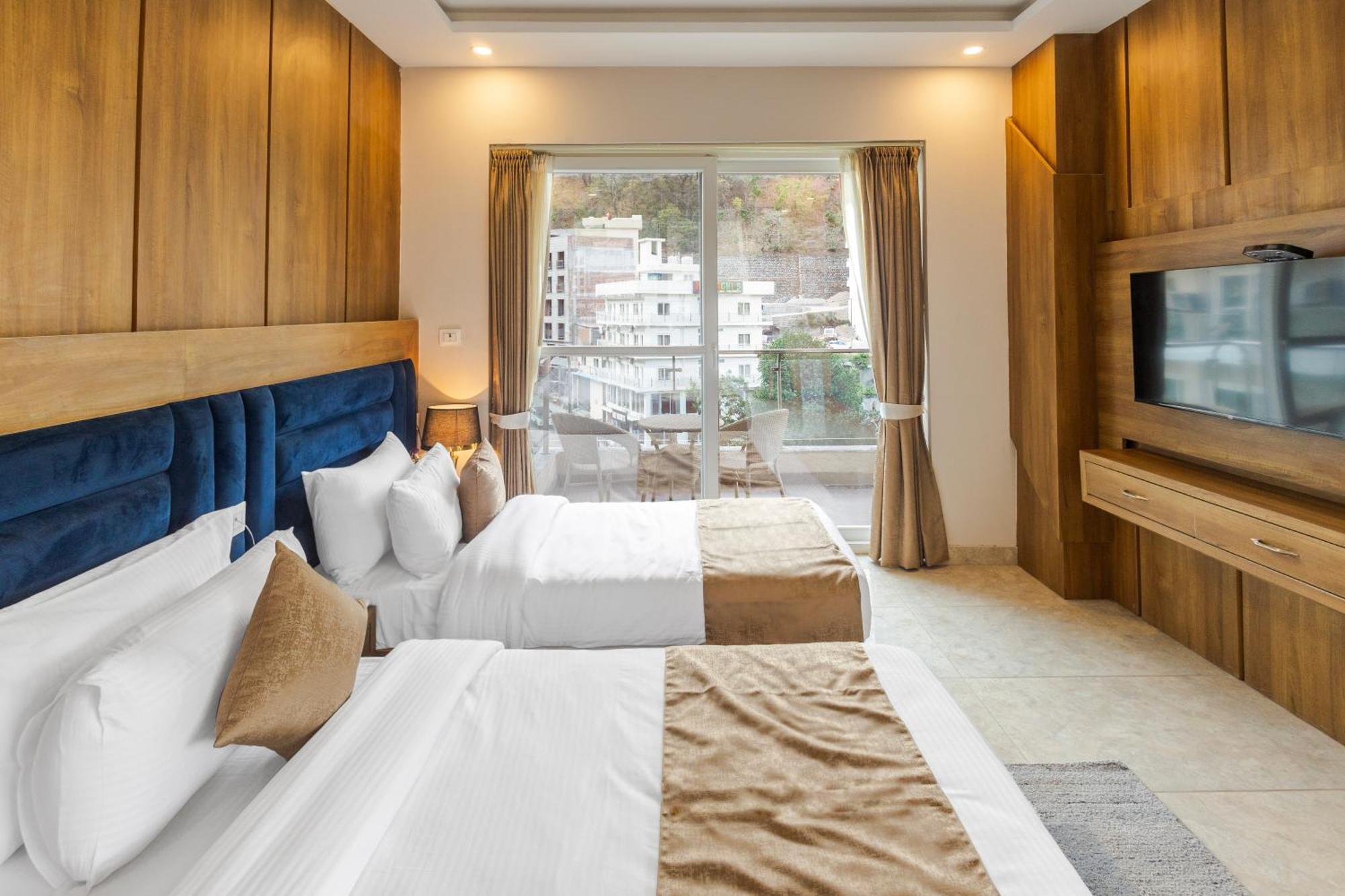 Stone Wood Hotel, 3* Rishikesh