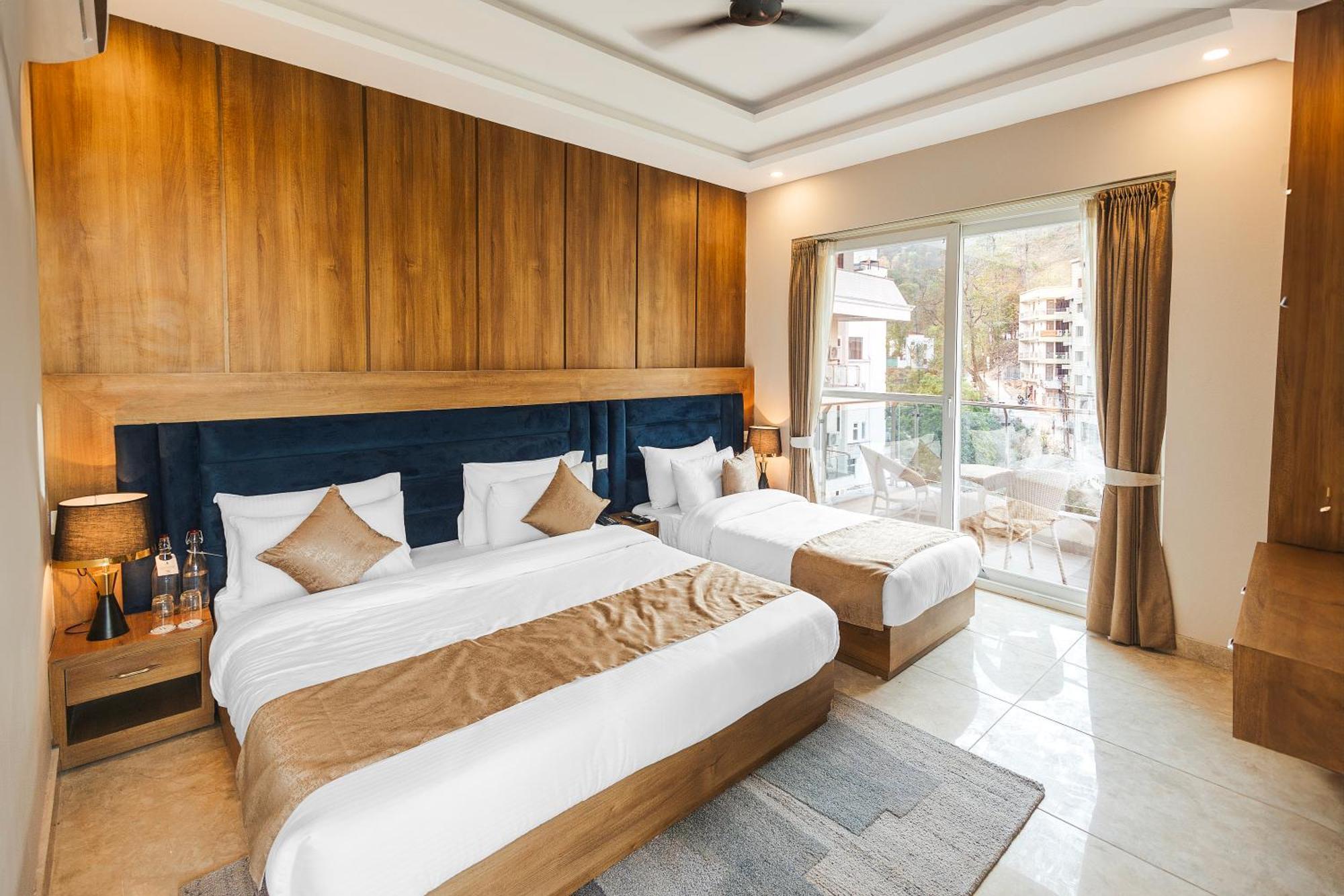 Hotel Stone Wood Hotel,