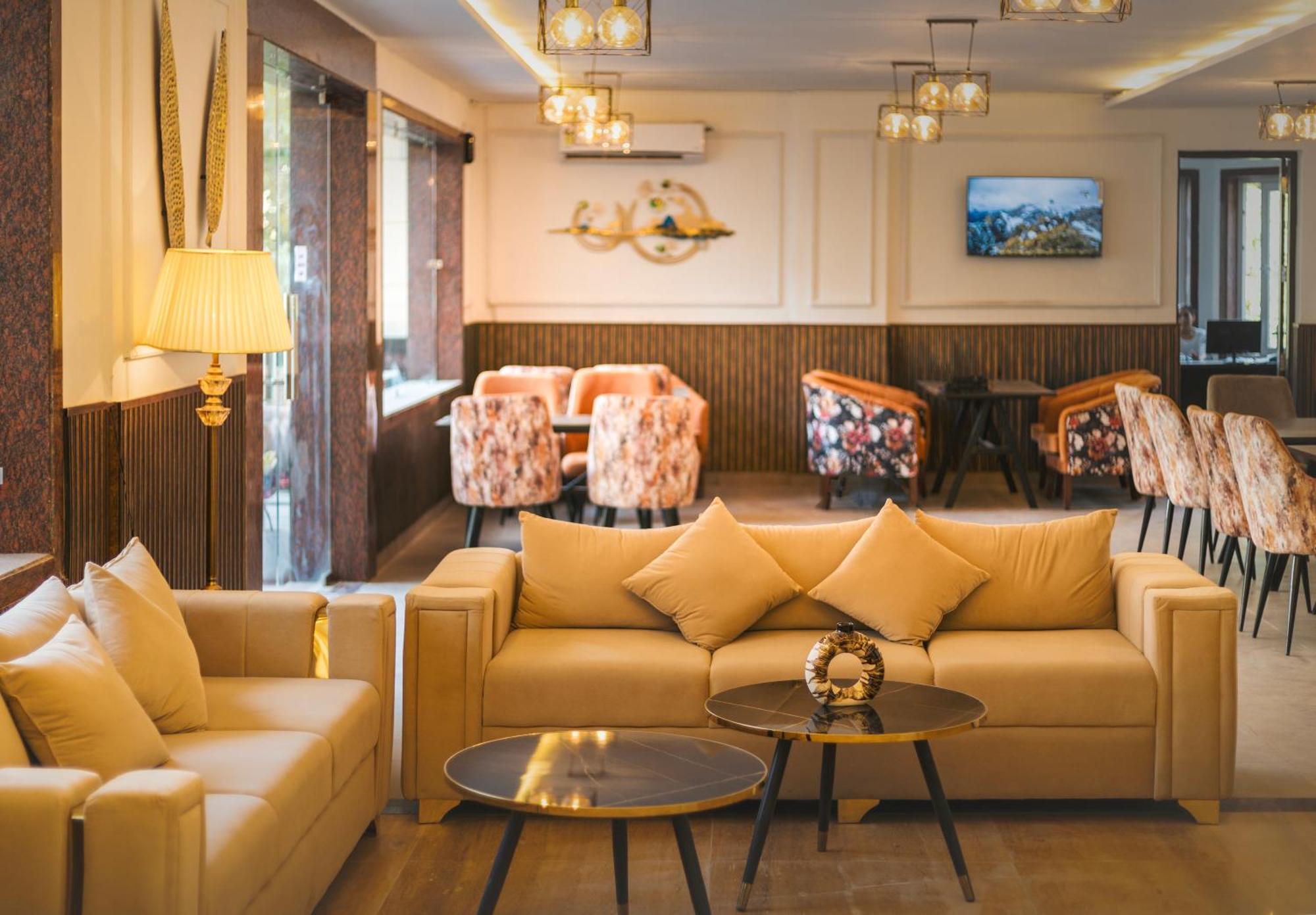 Stone Wood Hotel, Rishikesh
