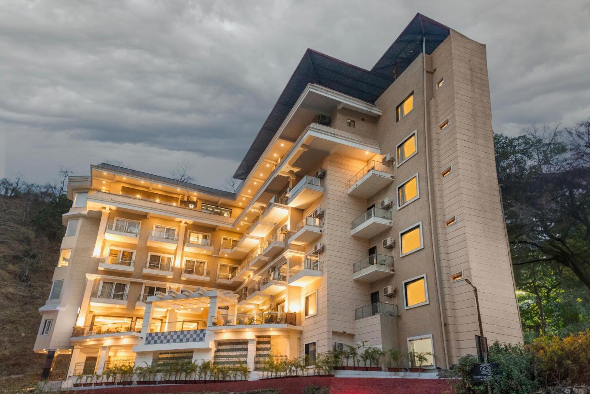 Stone Wood Hotel, 3* Rishikesh