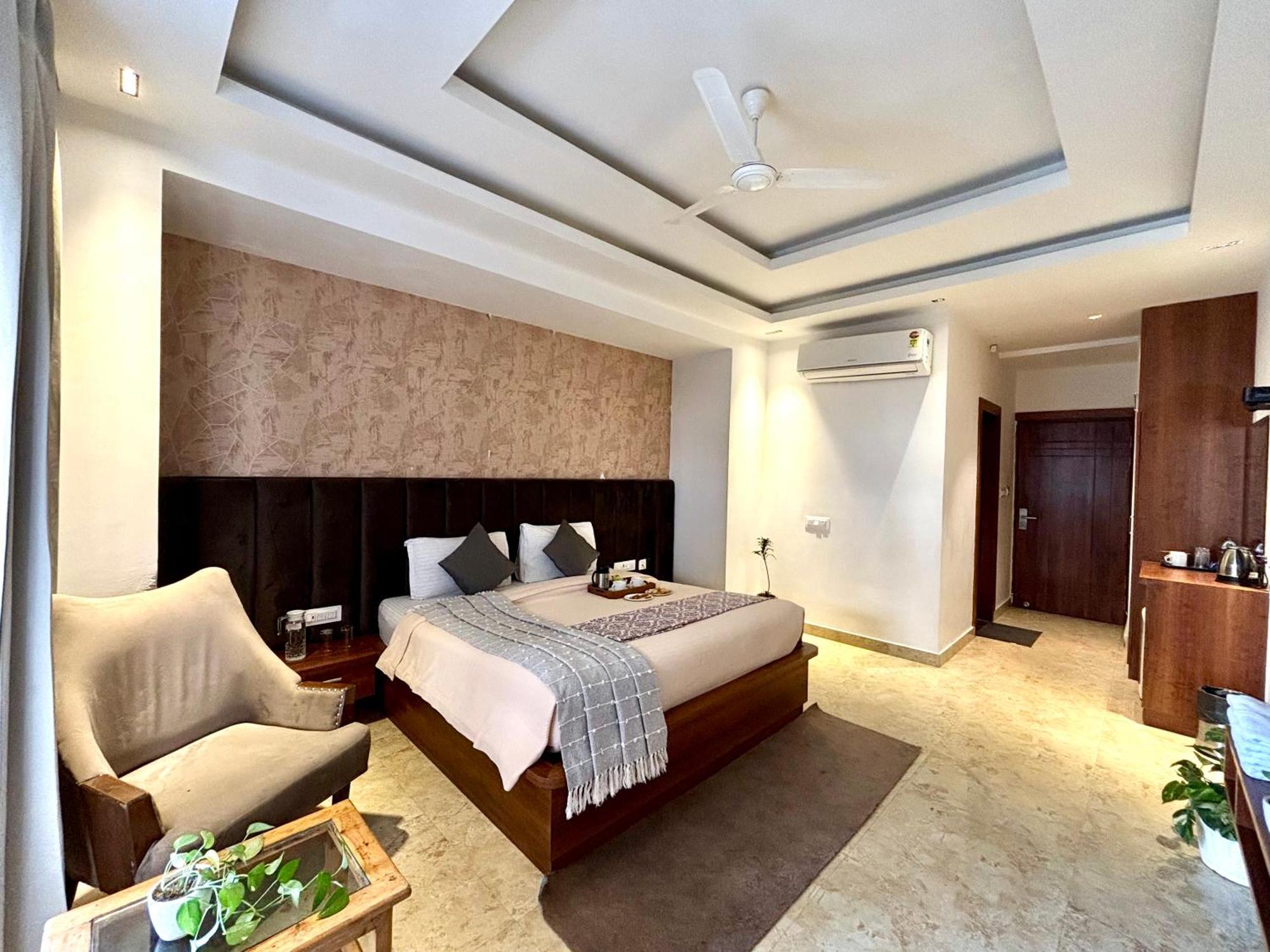 Hotel Vyom Boutique