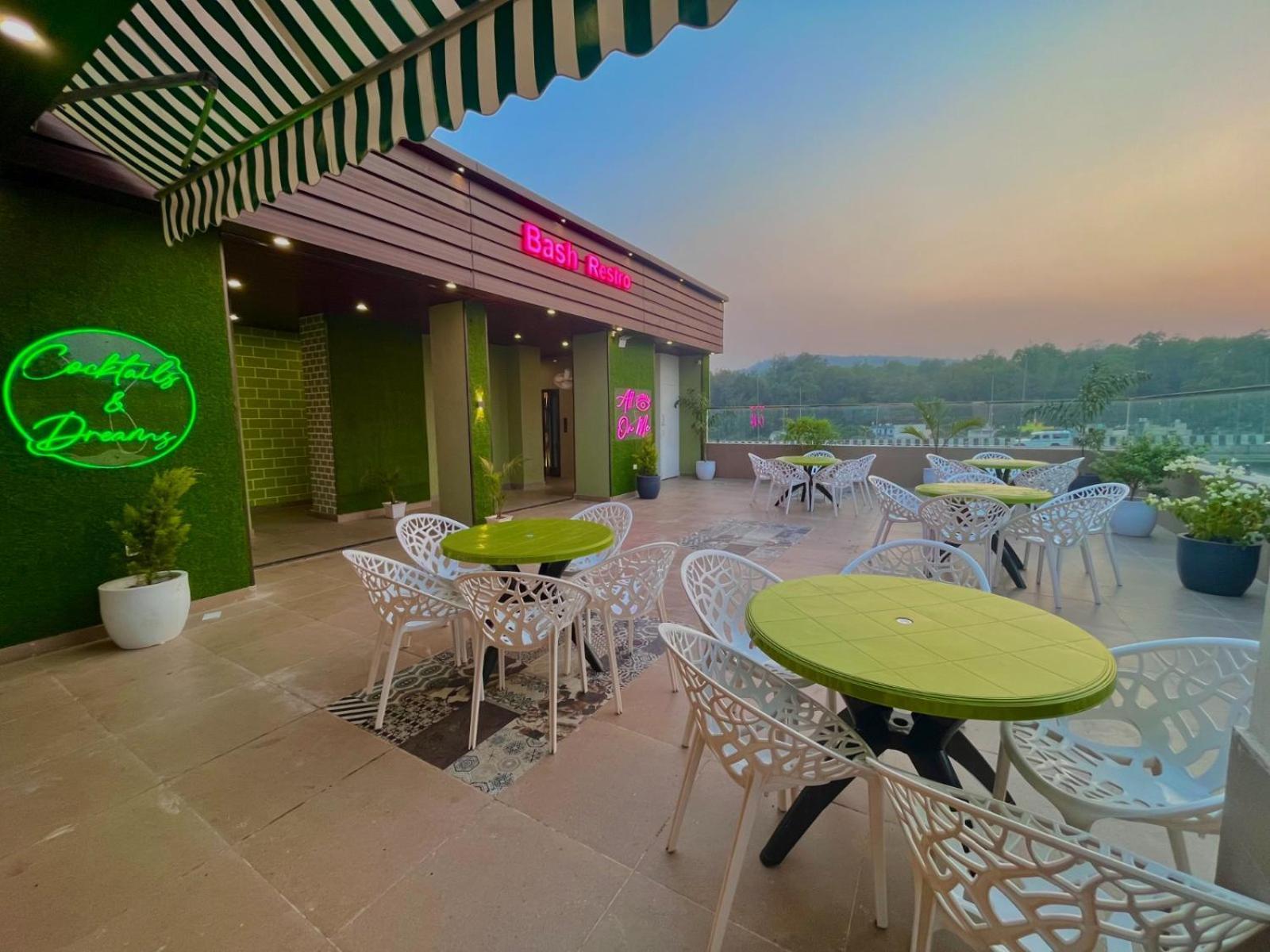 Hotel Sitara & - Road, Haridwar 5*