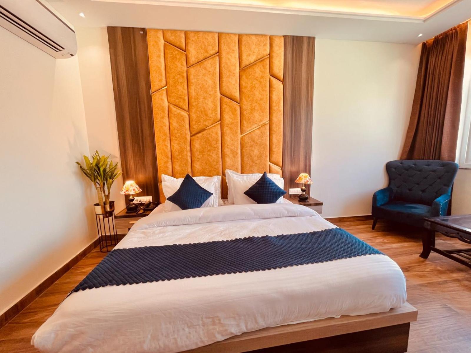 Sitara & - Road, Haridwar 5*