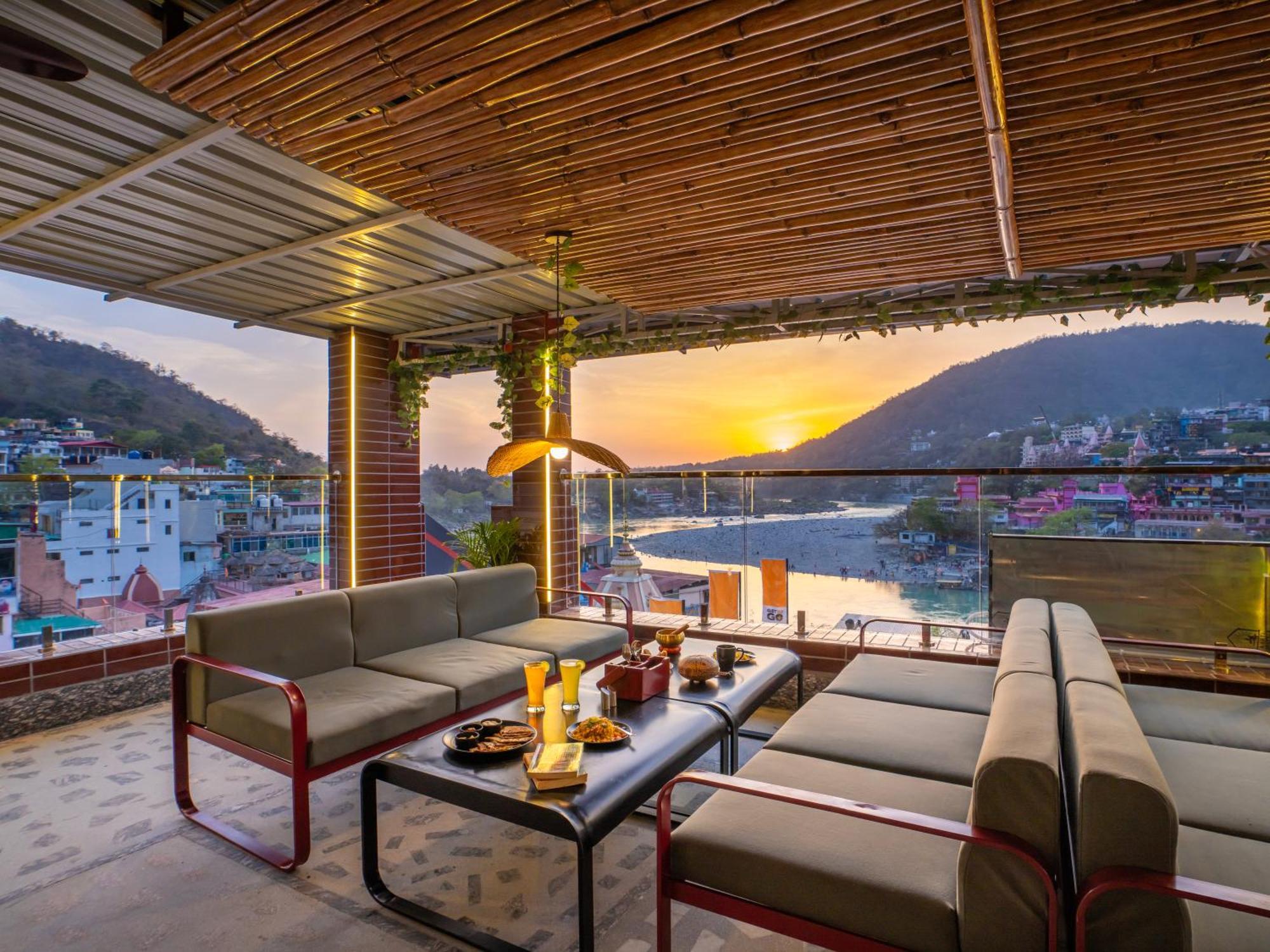 The Rishikesh, Ganges