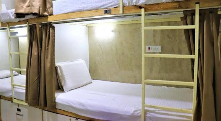 The Roxxy Royal Hotel 3*