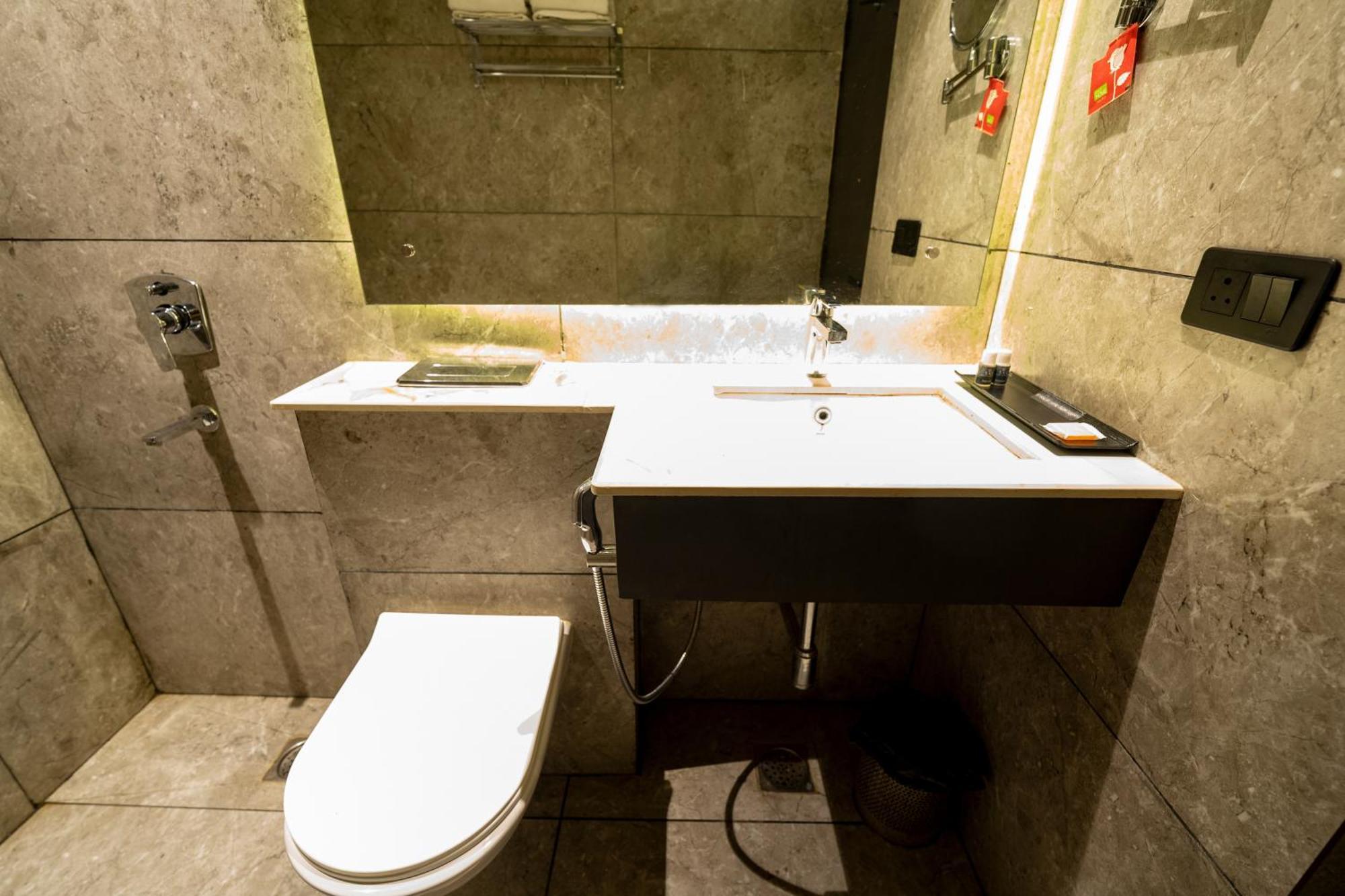 Hotel And 4*