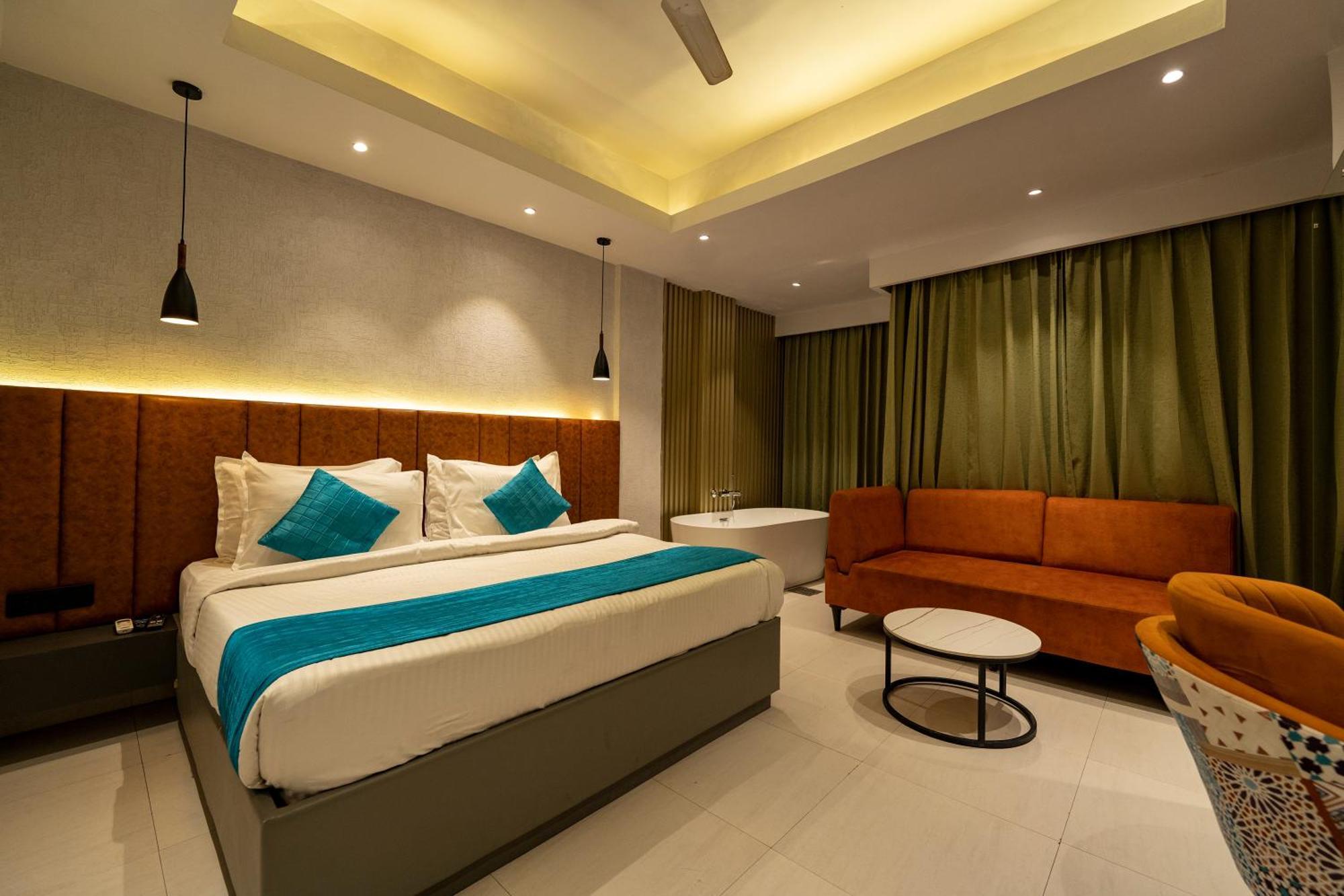 And Hotel