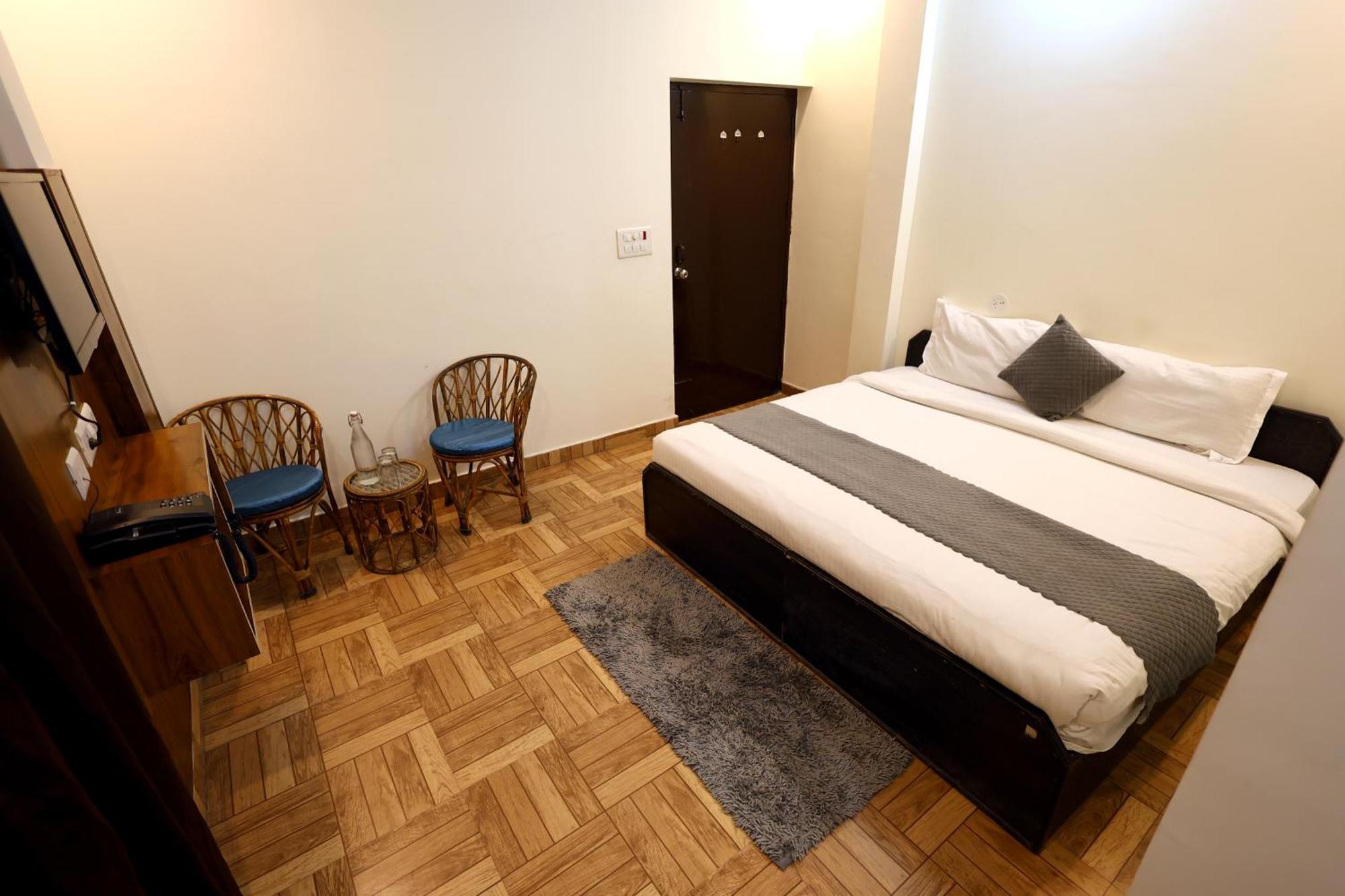 Hotel Bhagirathi By Restay