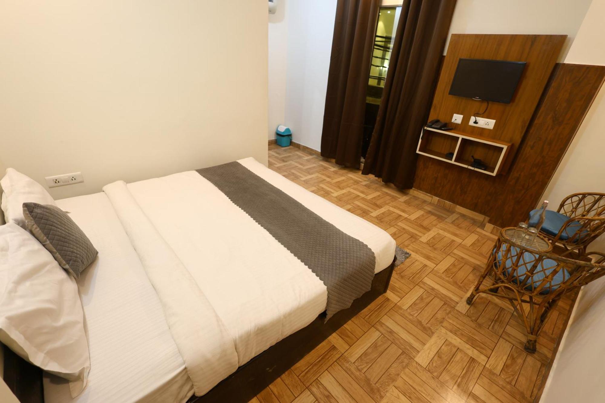 Bhagirathi By Restay Hotel